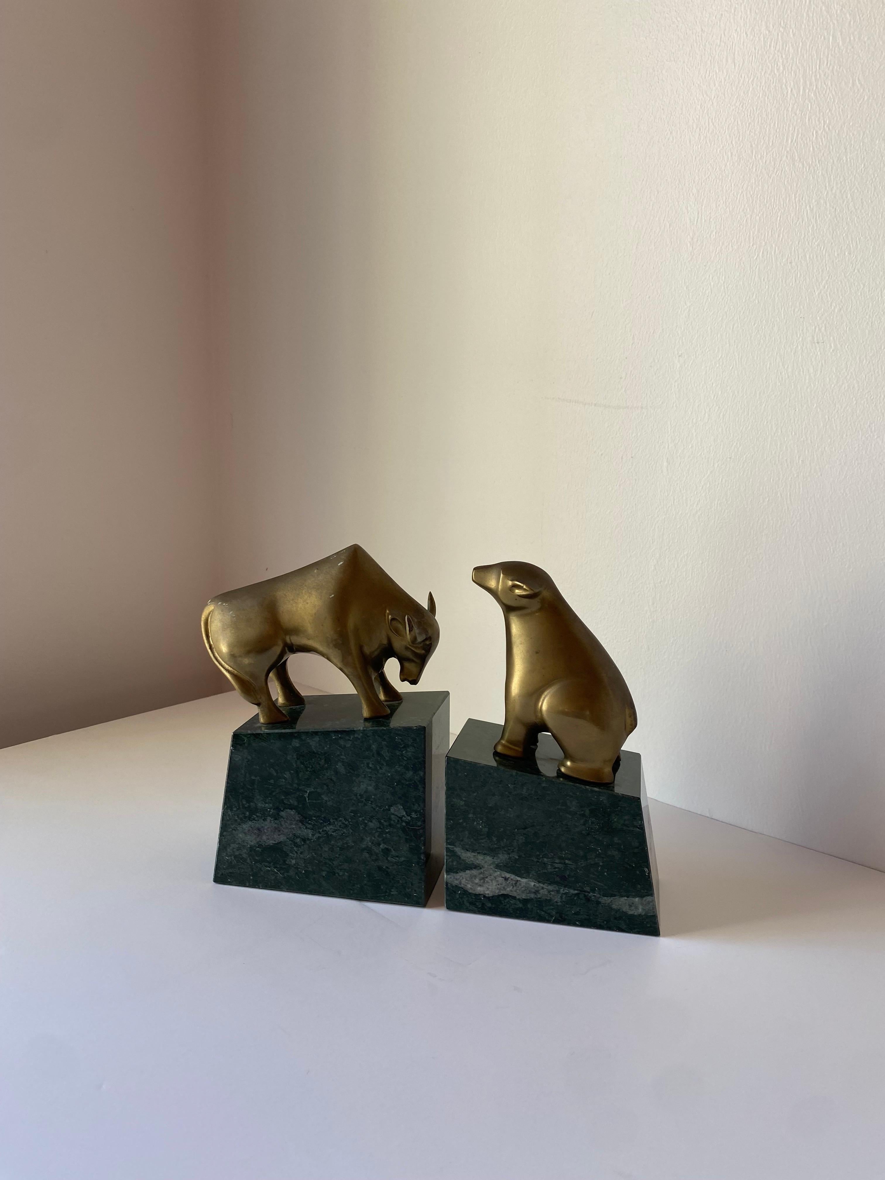 Bronzo Reggilibri in bronzo di Wall Street, 'coppia', vintage di metà secolo in vendita