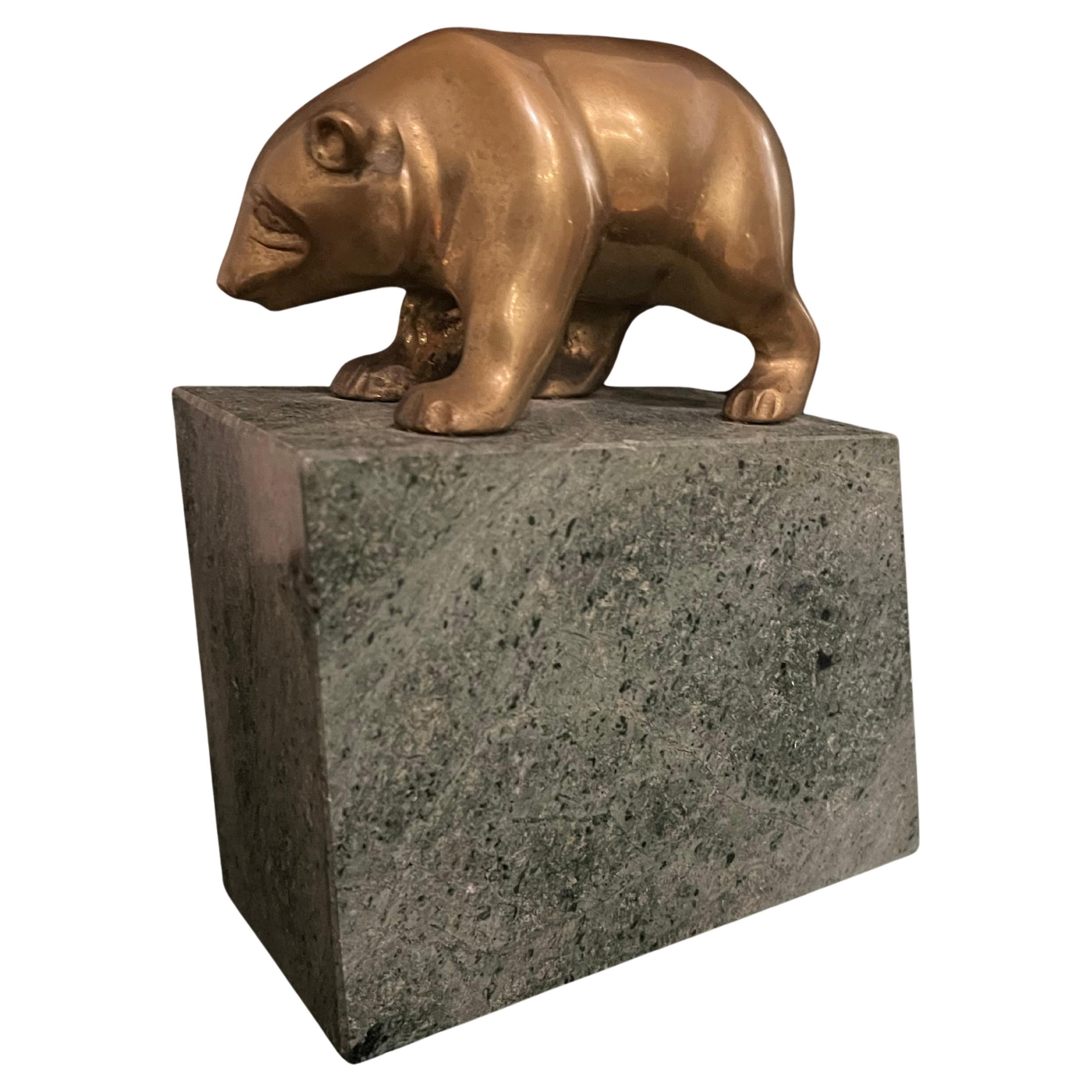 Mid-Century Modern Vieille sculpture de serre-livres ours de Wall Street en bronze du milieu du siècle dernier en vente