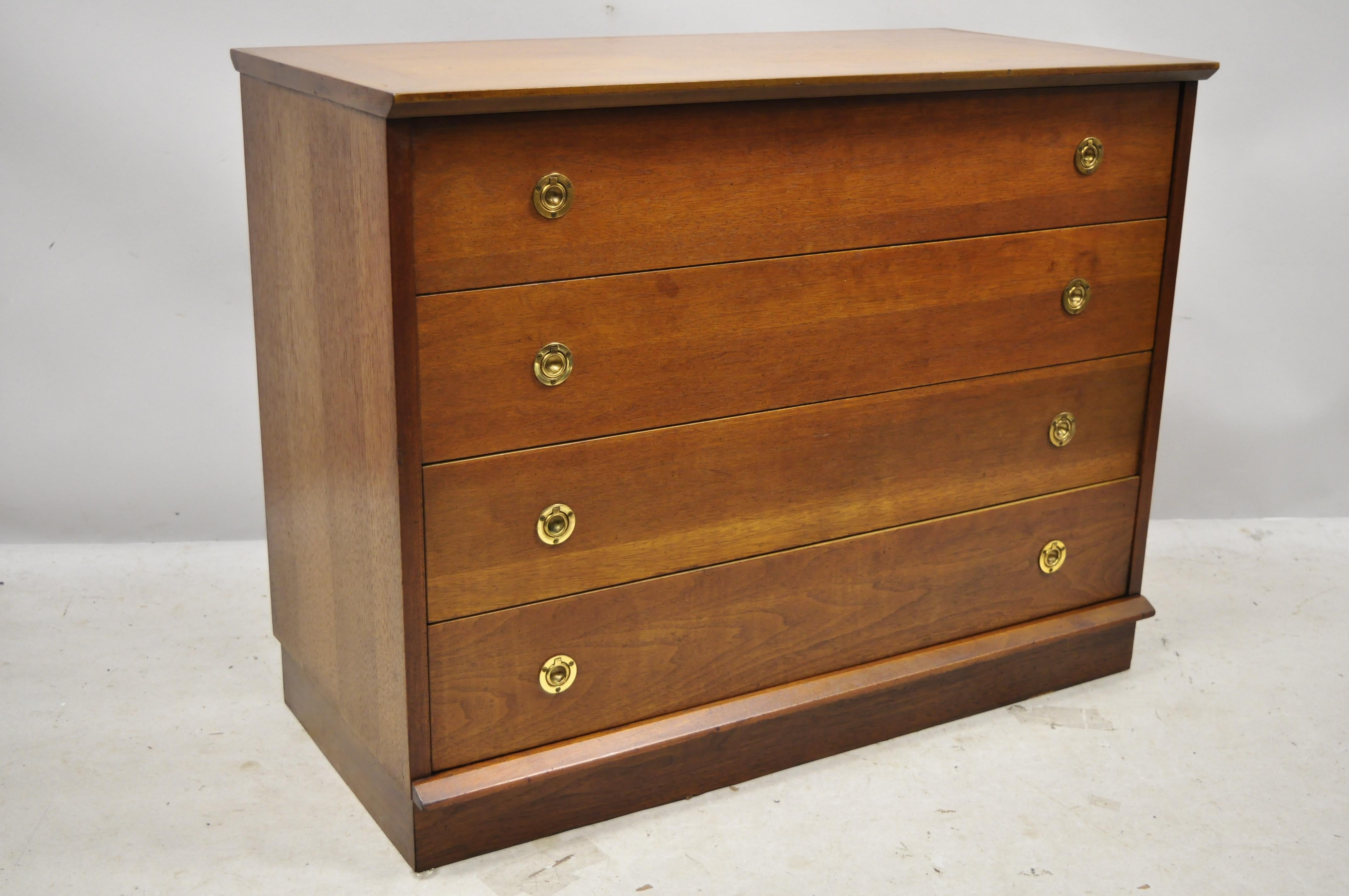 Vintage Midcentury Walnut 4-Drawer Campaign Brass Pulls Bachelor Chest Dresser 6