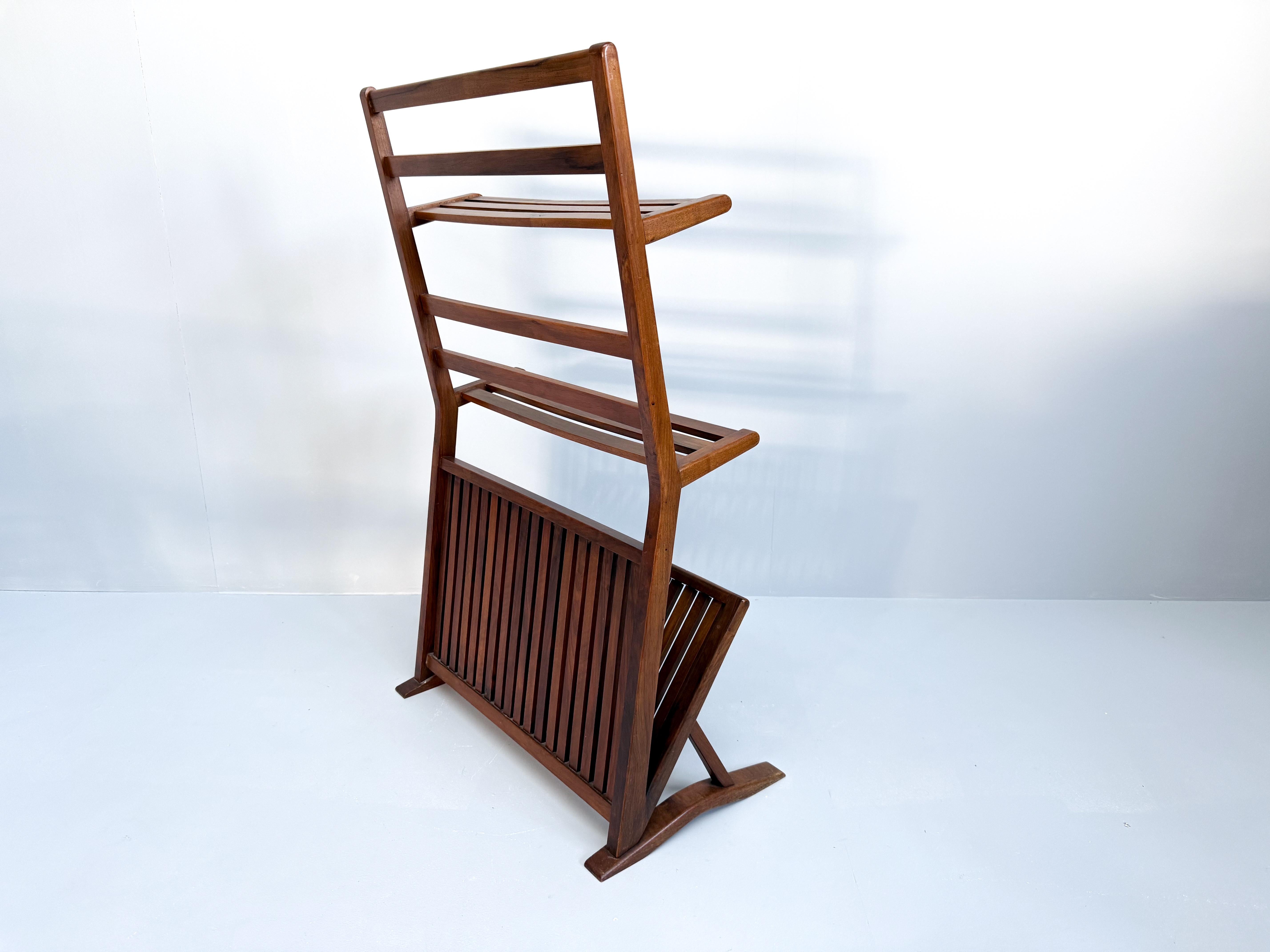 Vintage Mid-Century Walnut Bookshelf and Magazine Rack (1960s) For Sale 4