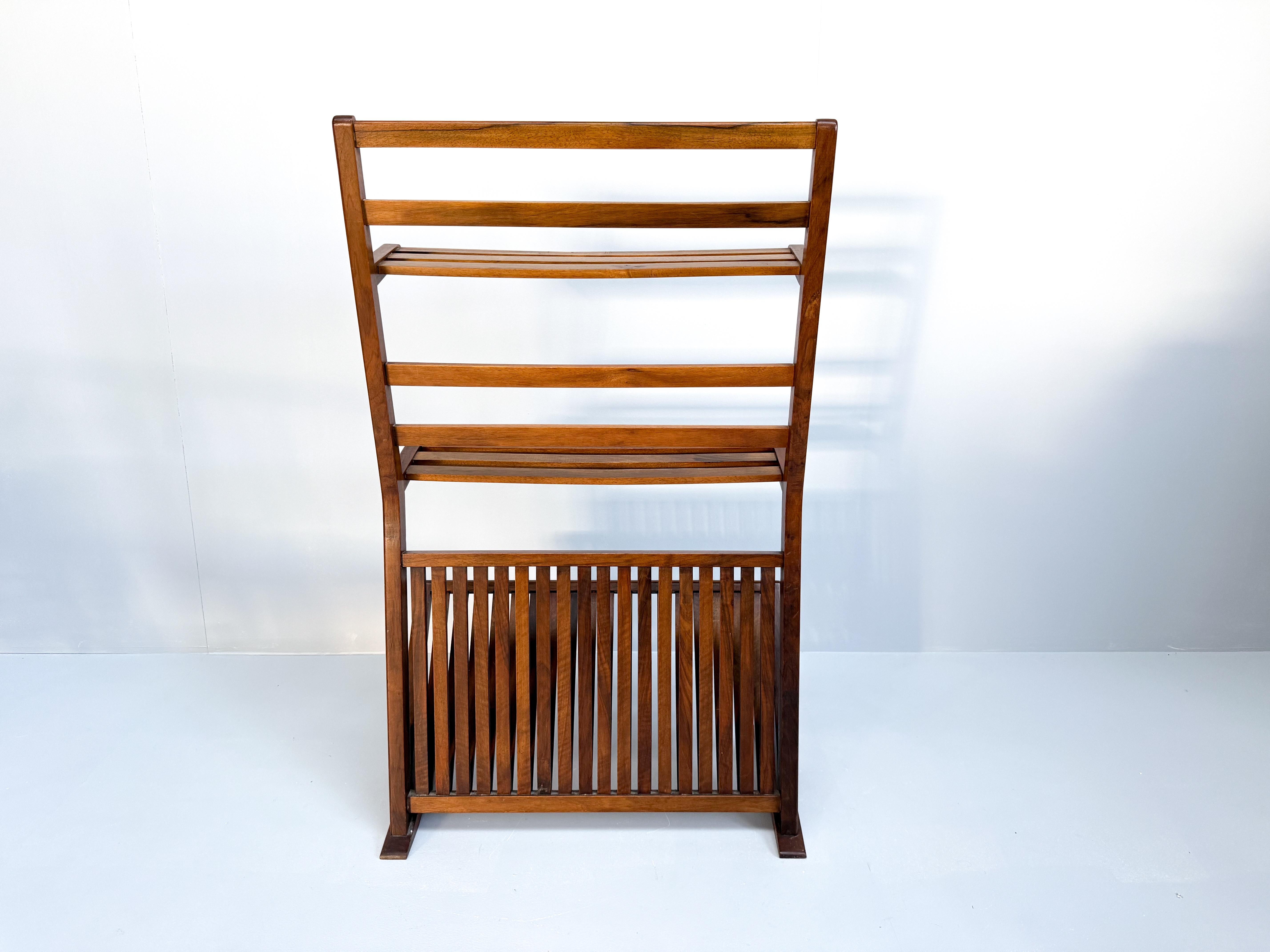 Mid-20th Century Vintage Mid-Century Walnut Bookshelf and Magazine Rack (1960s) For Sale