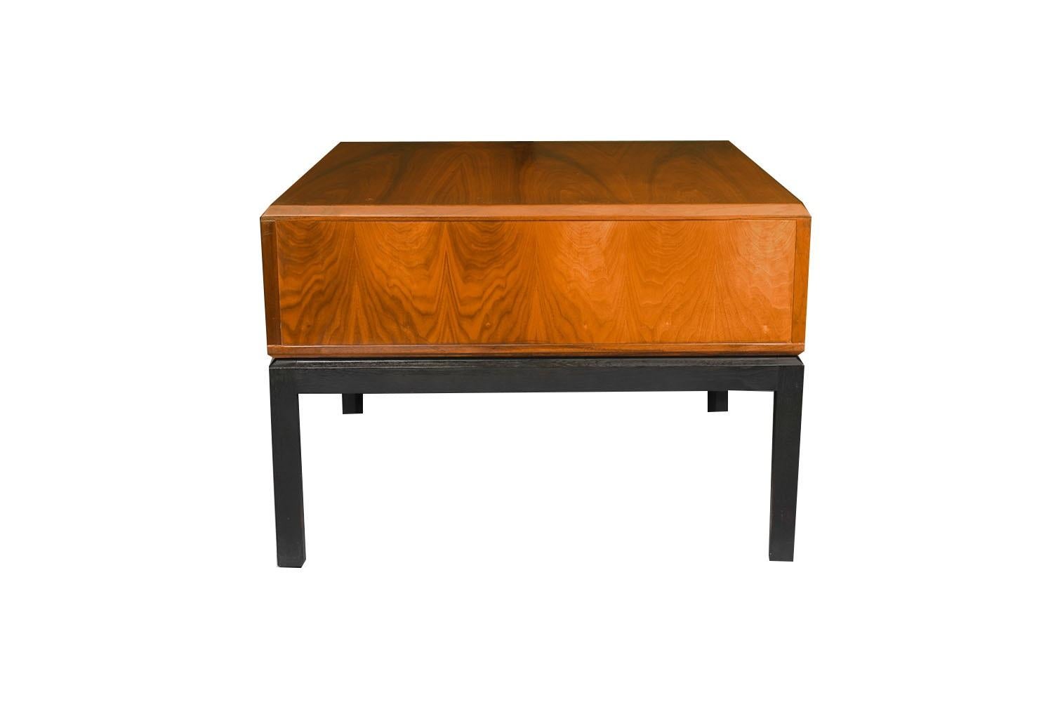 Brass Vintage Mid-Century Walnut Campaign Style Side End Coffee Table For Sale