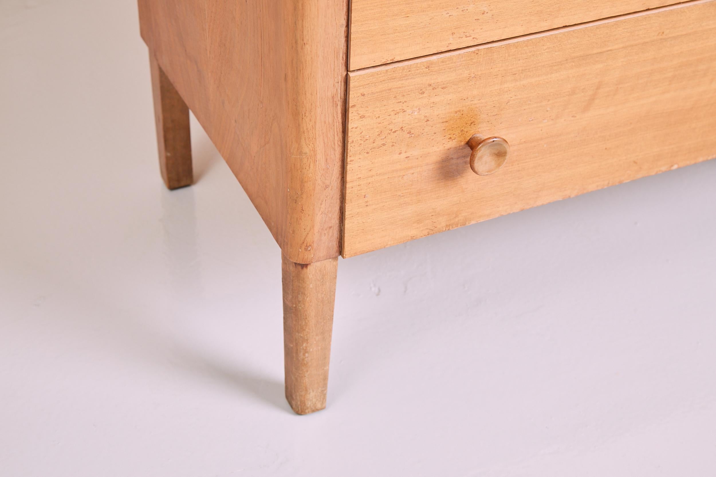 Vintage Midcentury Walnut Chest of Drawers by Gordon Russell for Heal's 6