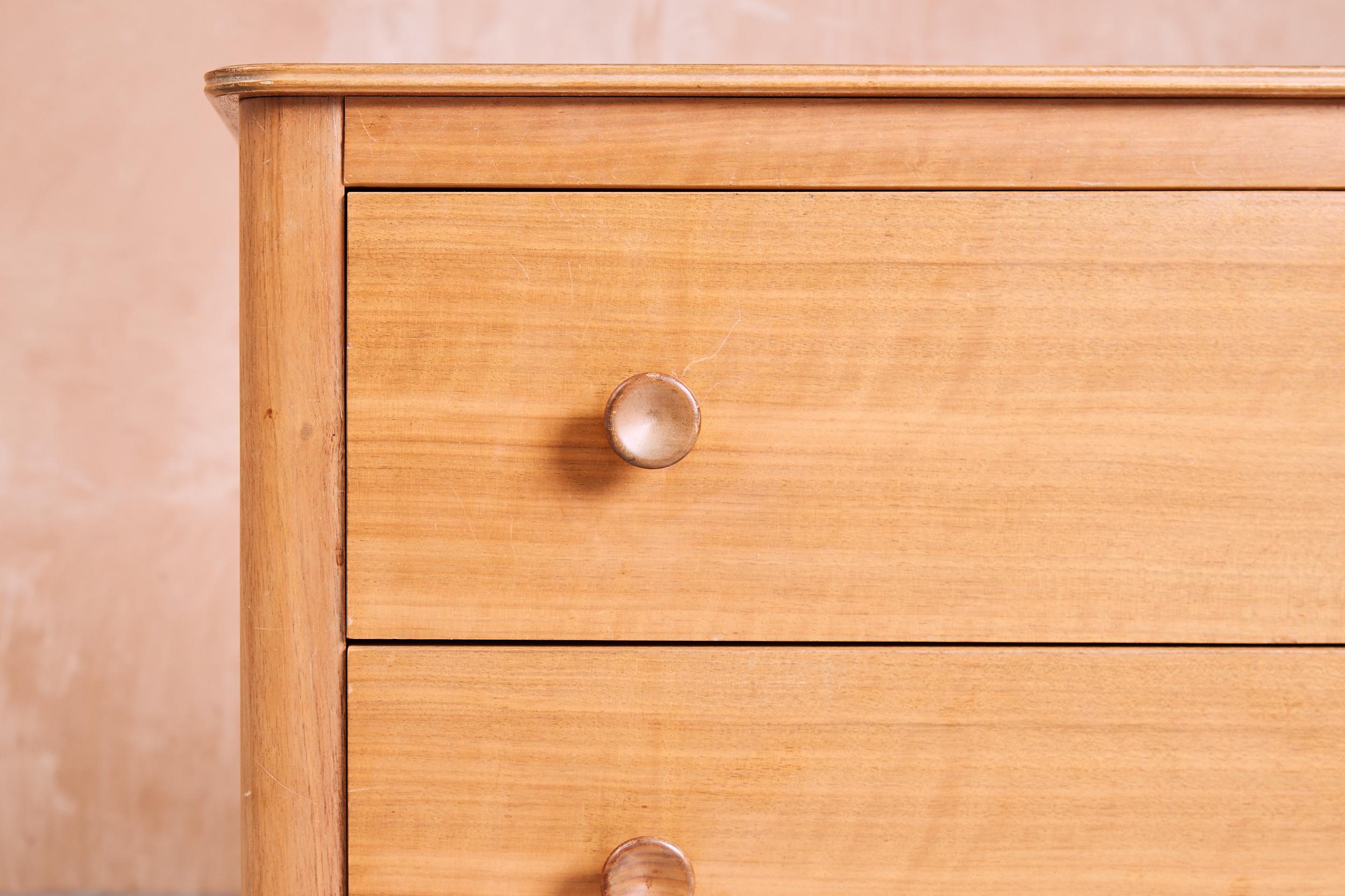 Mid-20th Century Vintage Midcentury Walnut Chest of Drawers by Gordon Russell for Heal's
