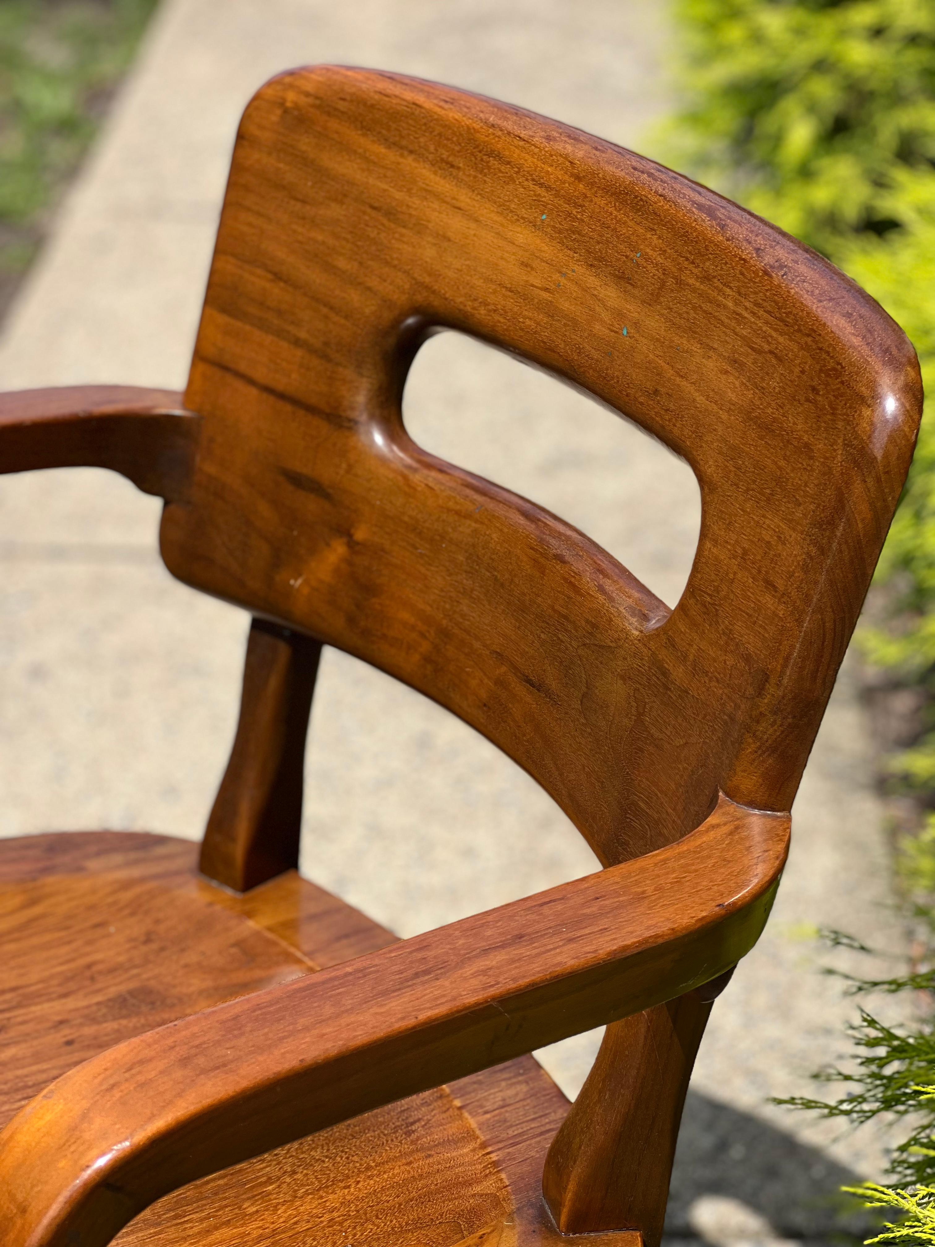 Vintage Mid-Century Walnut Gunlocke Chairs, Set of 3 In Good Condition In Doylestown, PA
