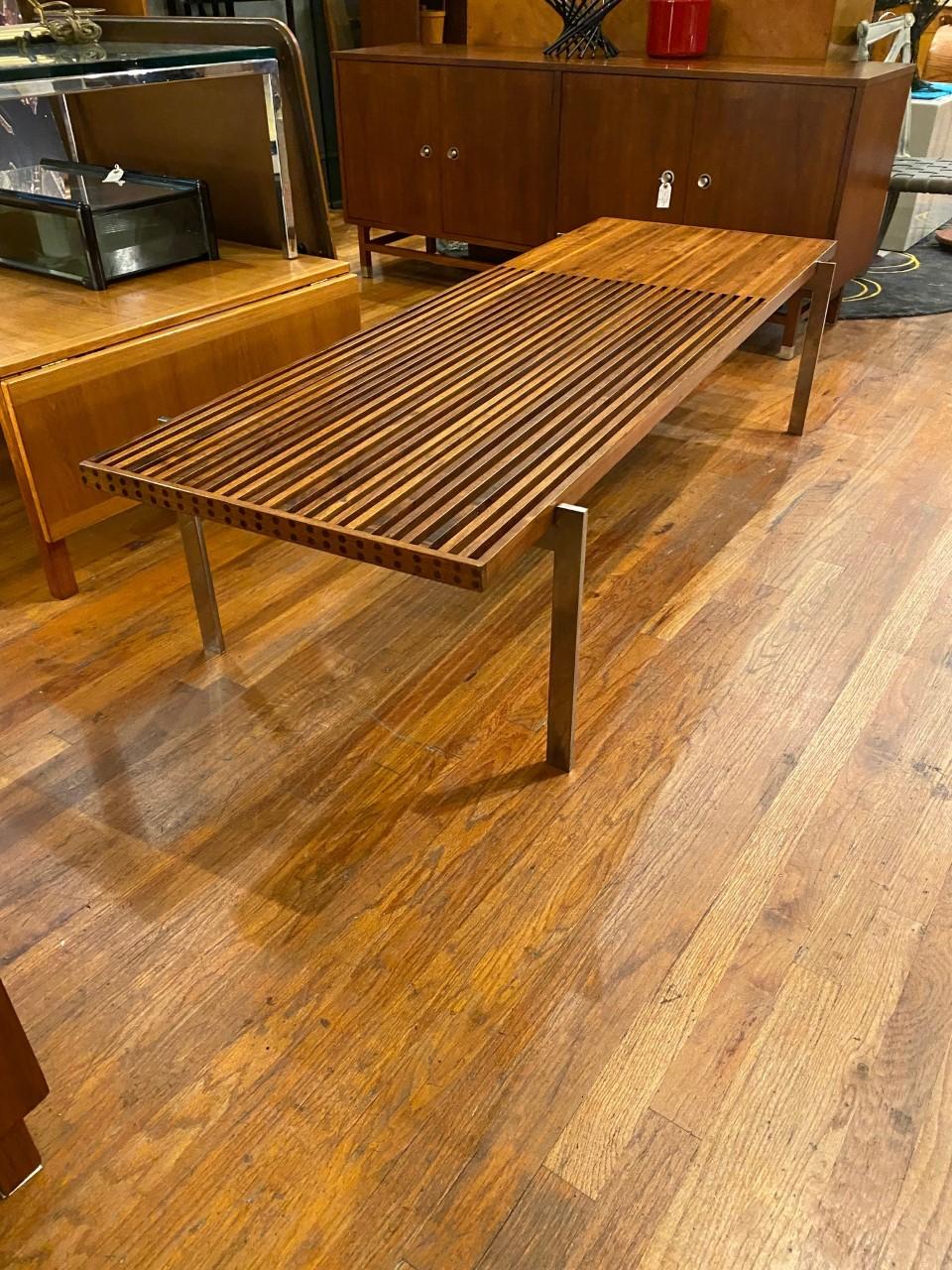 Vintage Mid Century Walnut Slat Bench Coffee Table In Good Condition In San Diego, CA