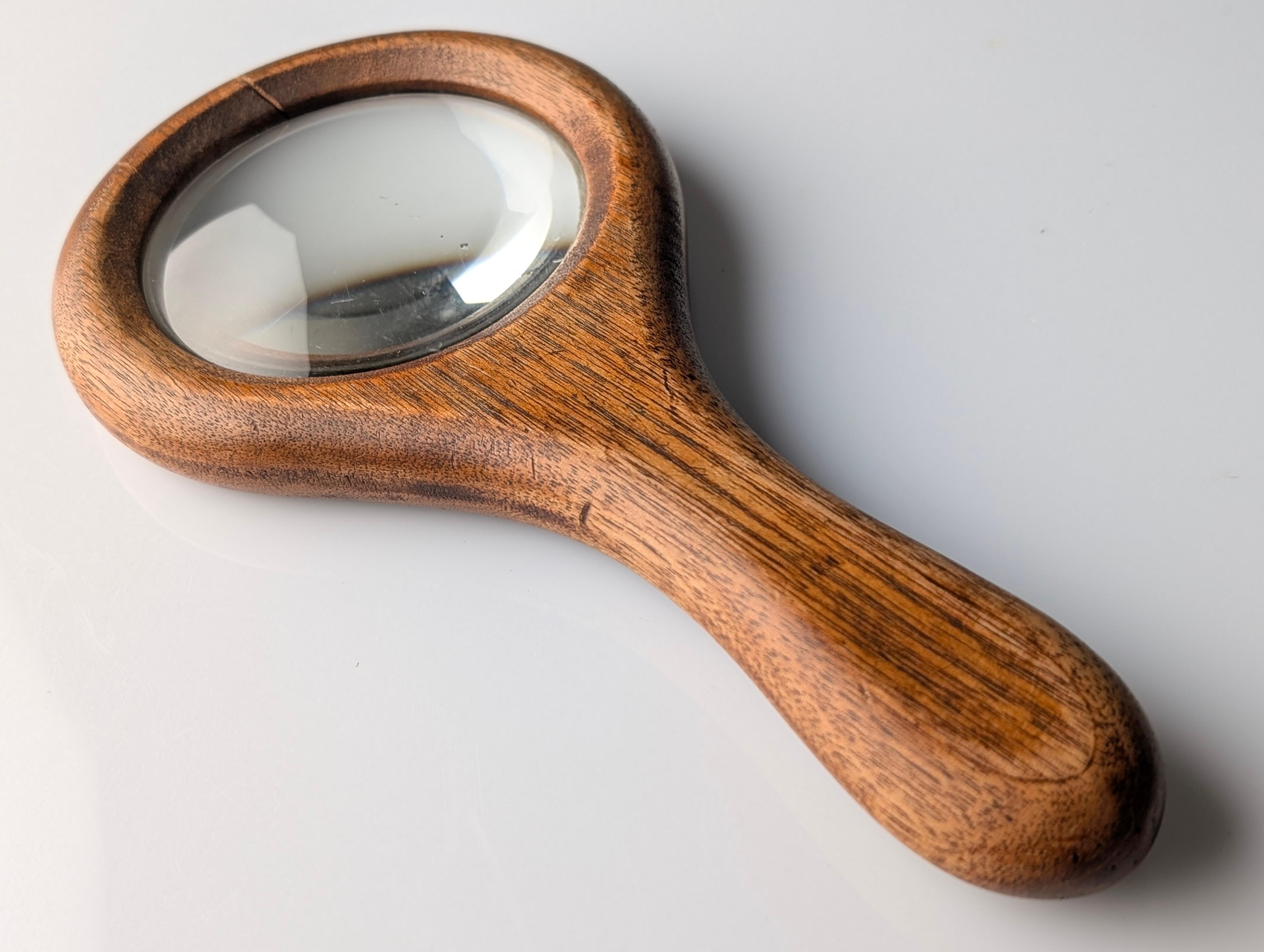 Lente d'ingrandimento in legno di noce d'epoca della metà del secolo scorso, Italia in vendita 6