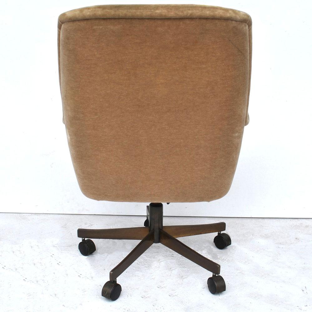 Vintage Midcentury Ward Bennett Brickel Executive Desk Chair Bronze Base  In Good Condition In Pasadena, TX