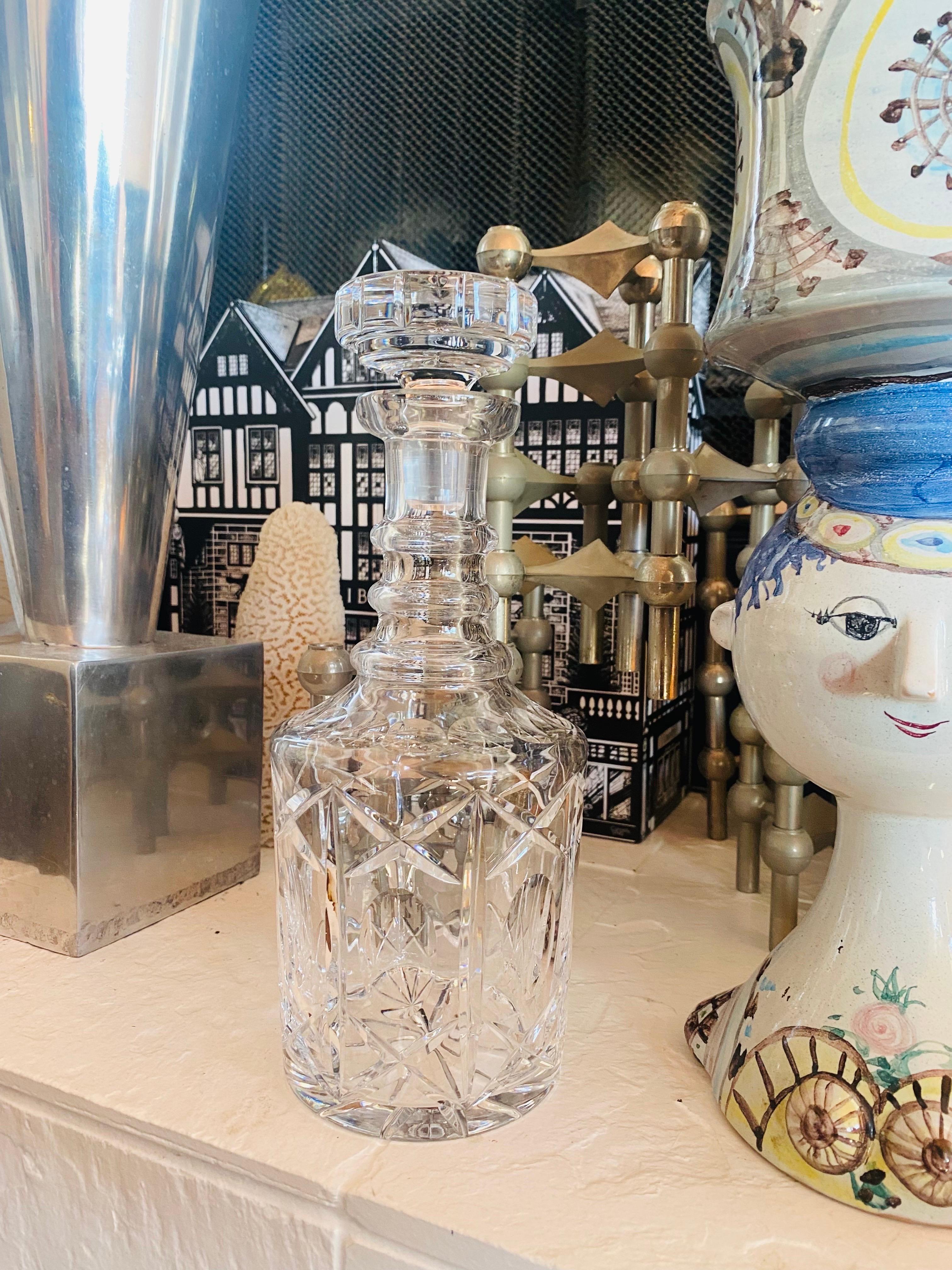 Decanter di cristallo al piombo Waterford d'epoca della metà del secolo scorso con tappo in vendita 3