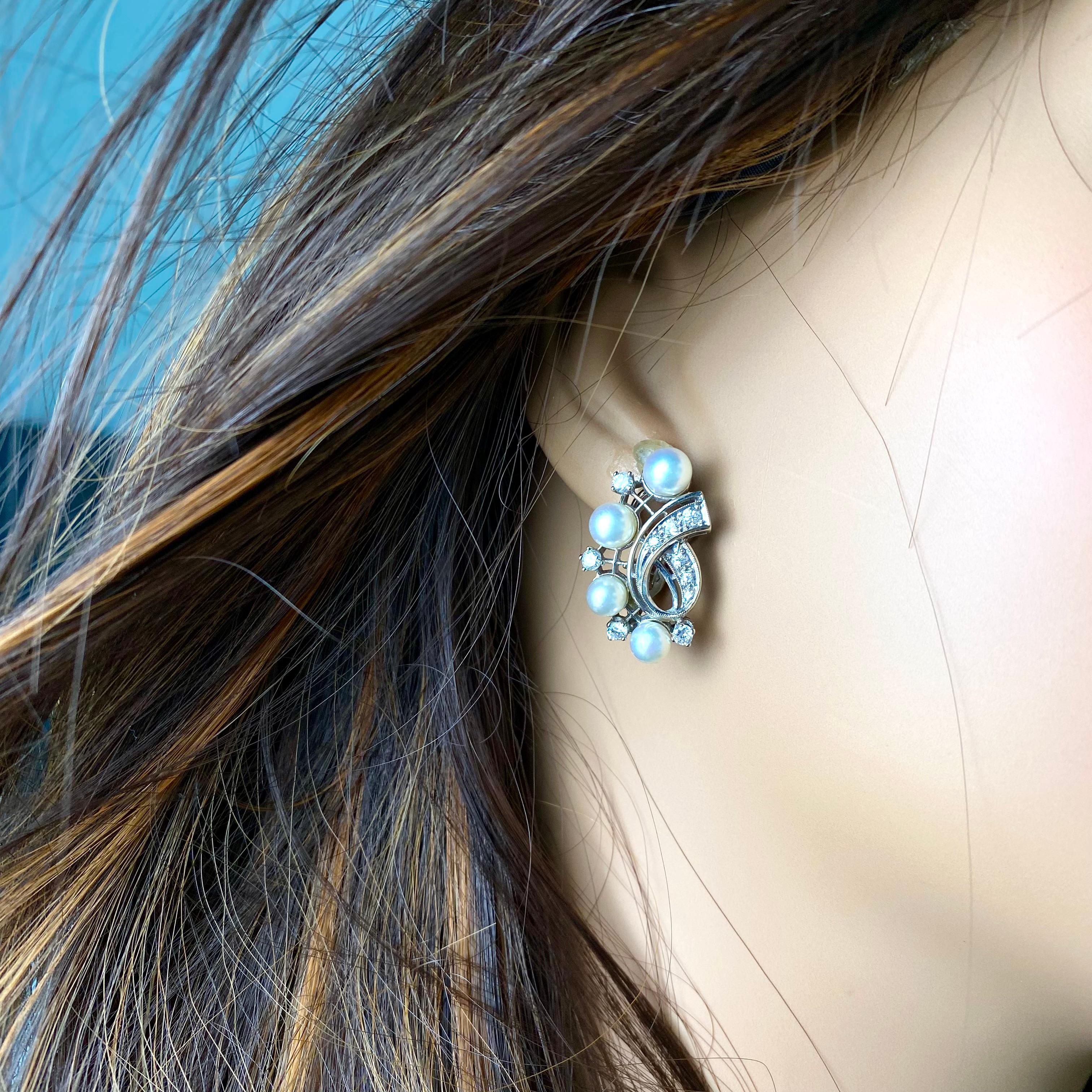 Ein-Zinch-Ohrringe aus Weißgold mit Diamanten und 0,75 Karat Perlen im Angebot 4