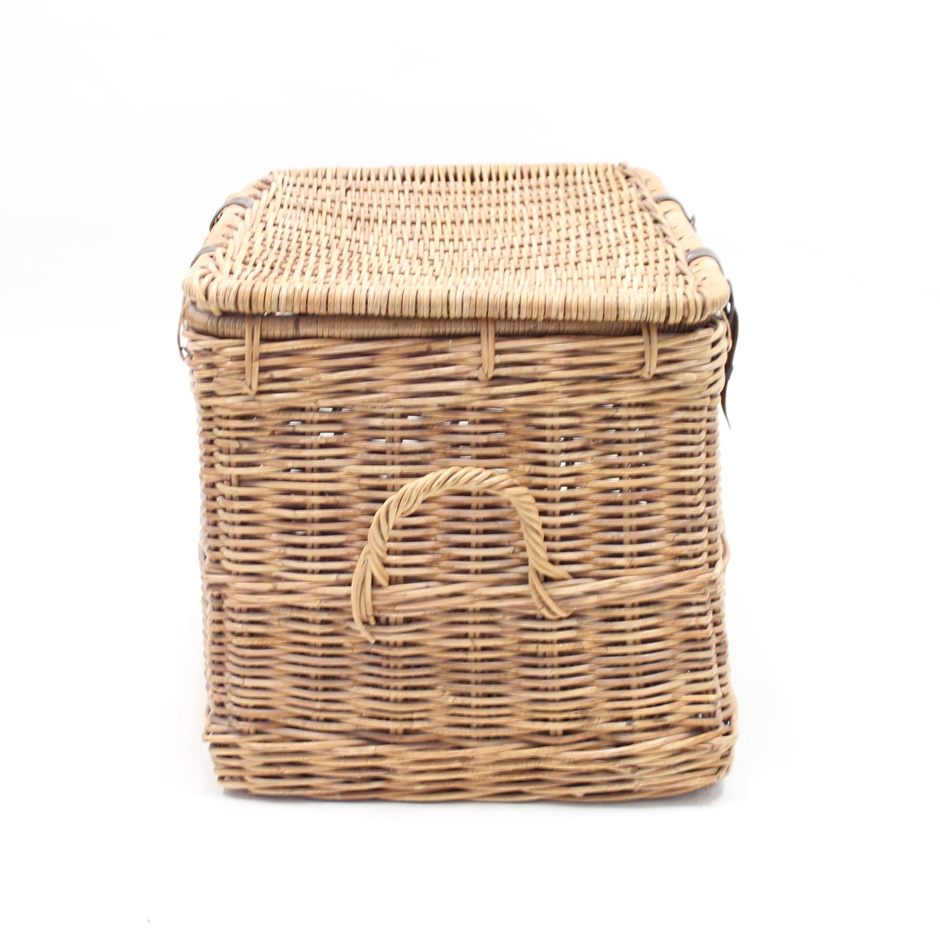 20th Century Vintage Midcentury Wicker Laundry Basket, 1950s