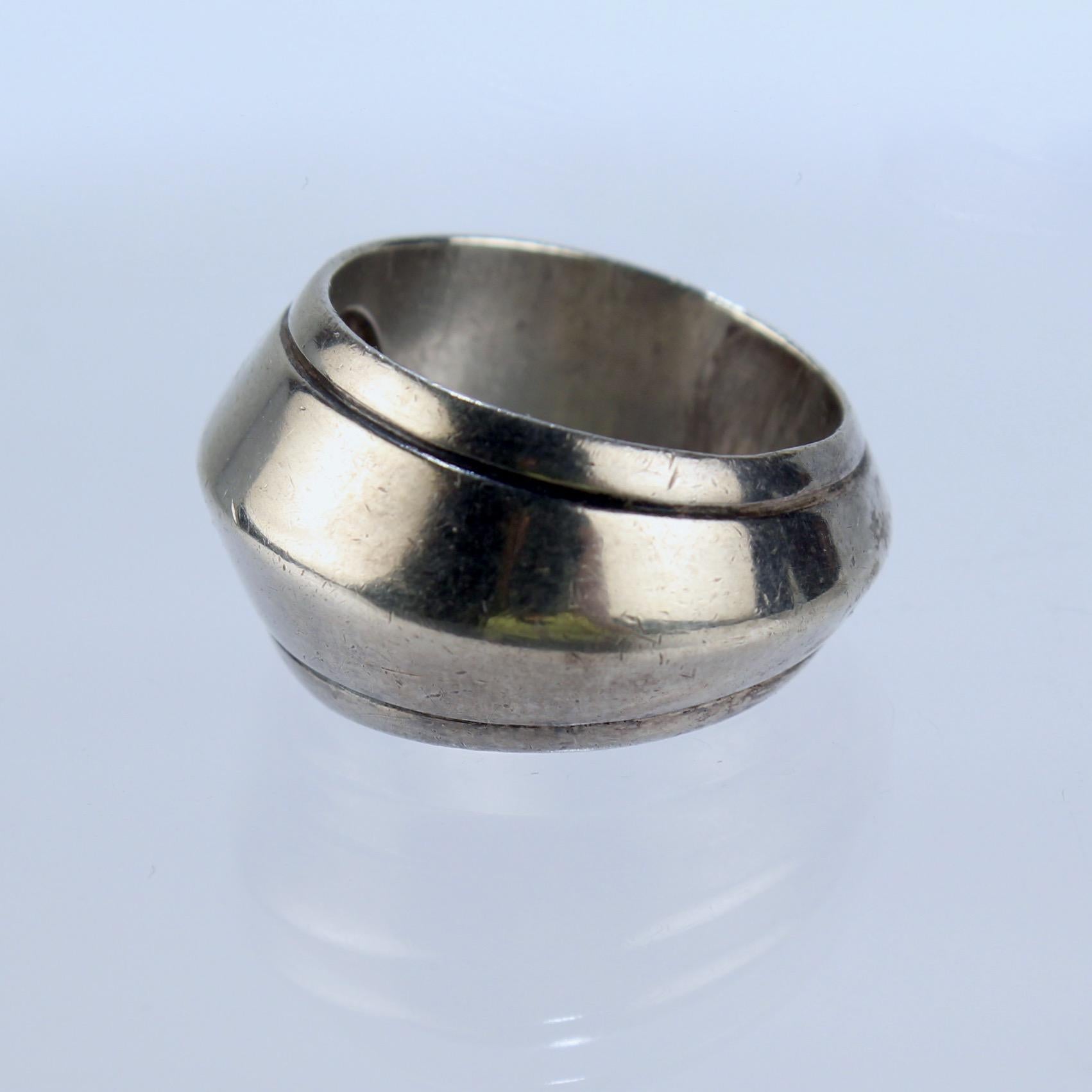 Vintage Midcentury William Spratling Mexican Sterling Silver Beveled Ring In Good Condition In Philadelphia, PA
