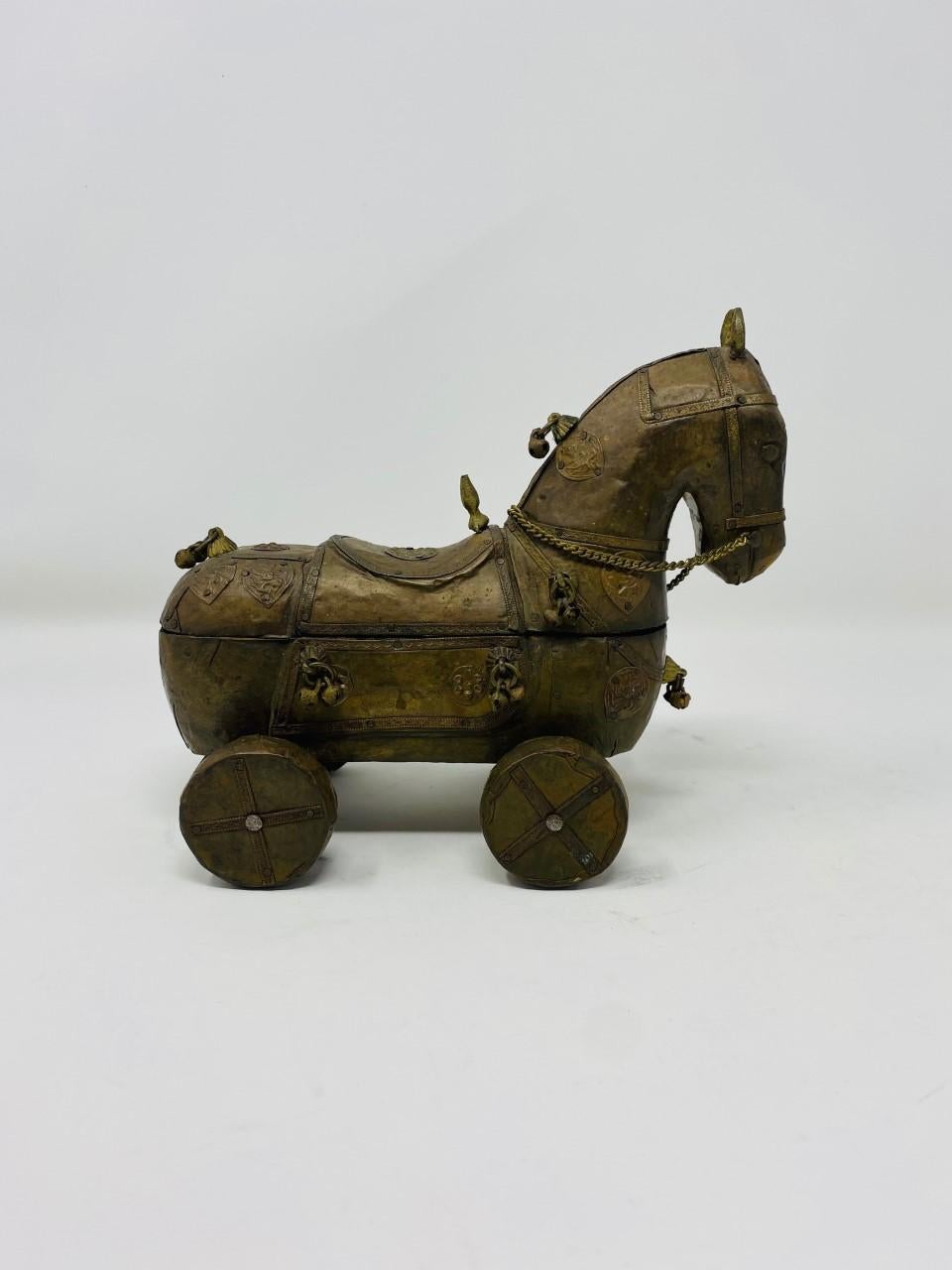 trojan horse antiques