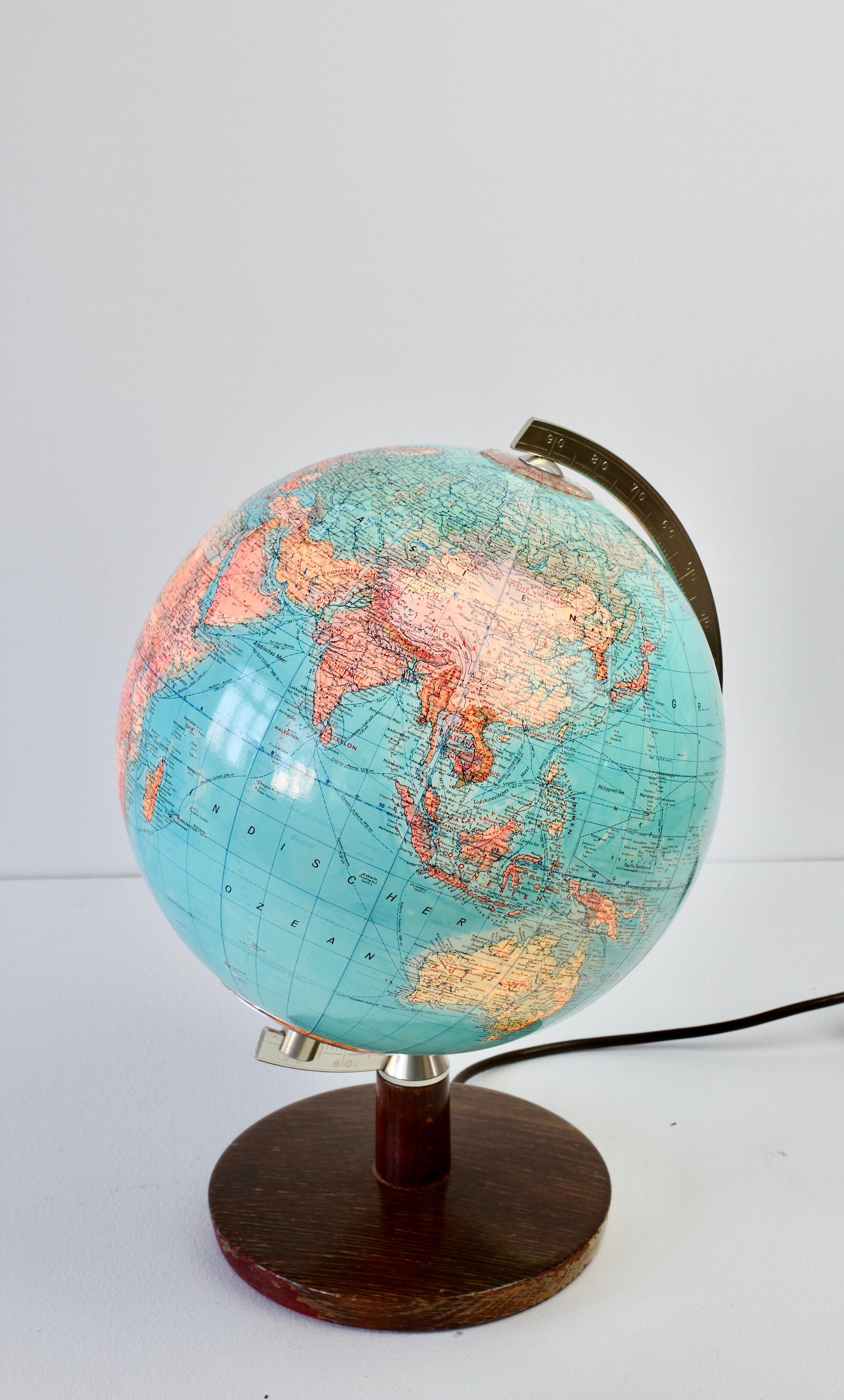 20th Century Vintage Mid-Century World Map Globe Lamp Light by JRO Verlag Munich circa 1970s For Sale
