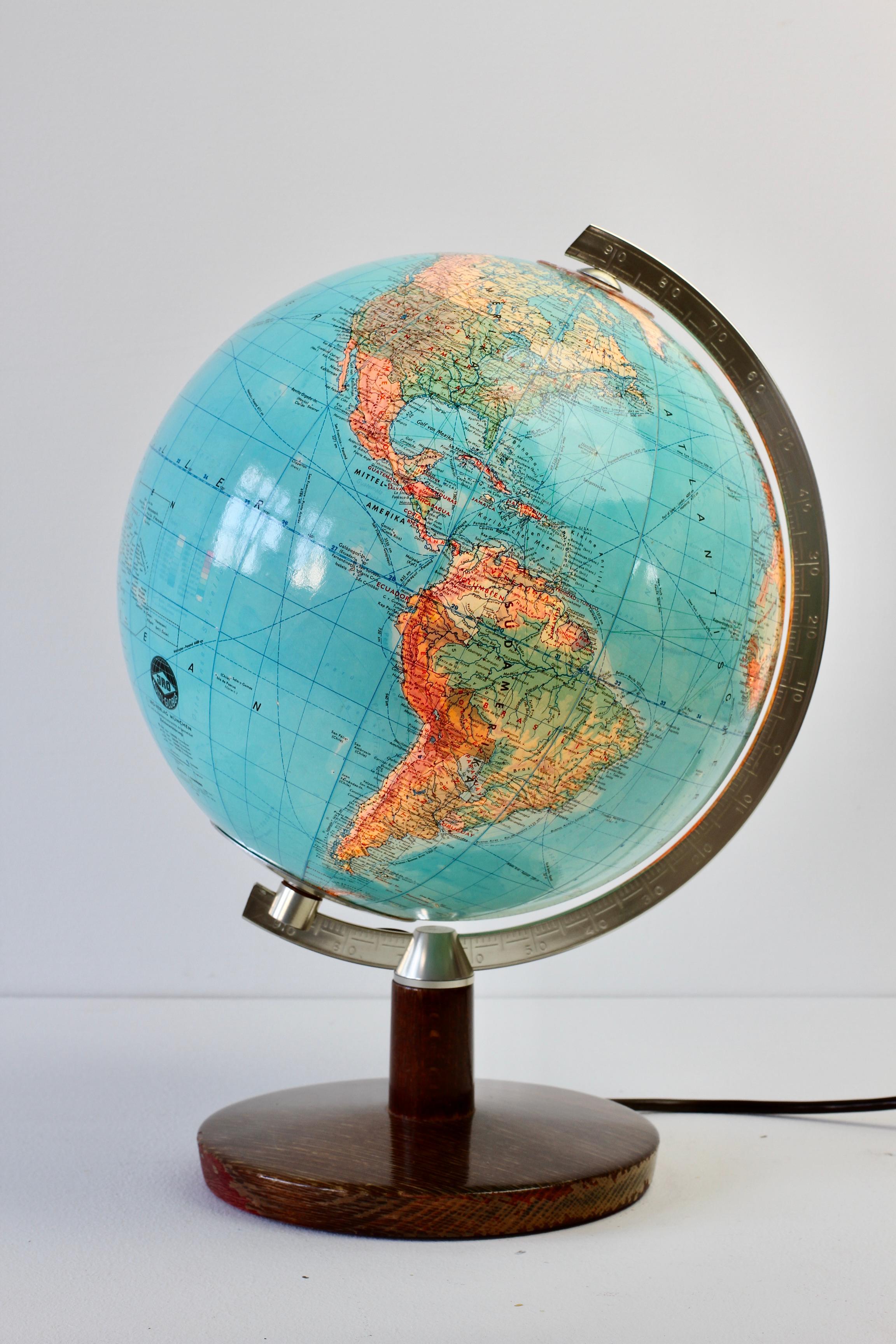 Vintage Mid-Century World Map Globe Lamp Light by JRO Verlag Munich circa 1970s For Sale 6
