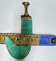 Vintage Mid century Yemeni Jambiya Dagger with Bone-Mounted Scabbard with Belt