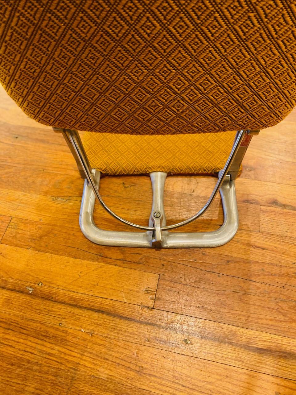 Vintage Midcentury Zaisu Chairs 'set of 4' In Good Condition In San Diego, CA