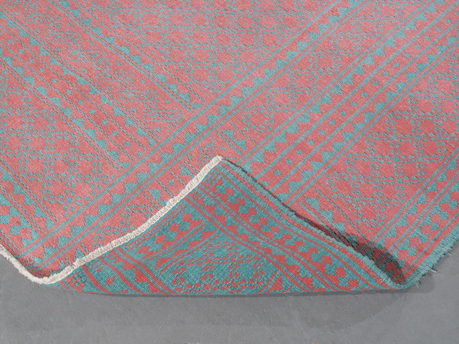 Mid-20th Century Vintage Midcentury Zeillu Flat-Weave Rug For Sale