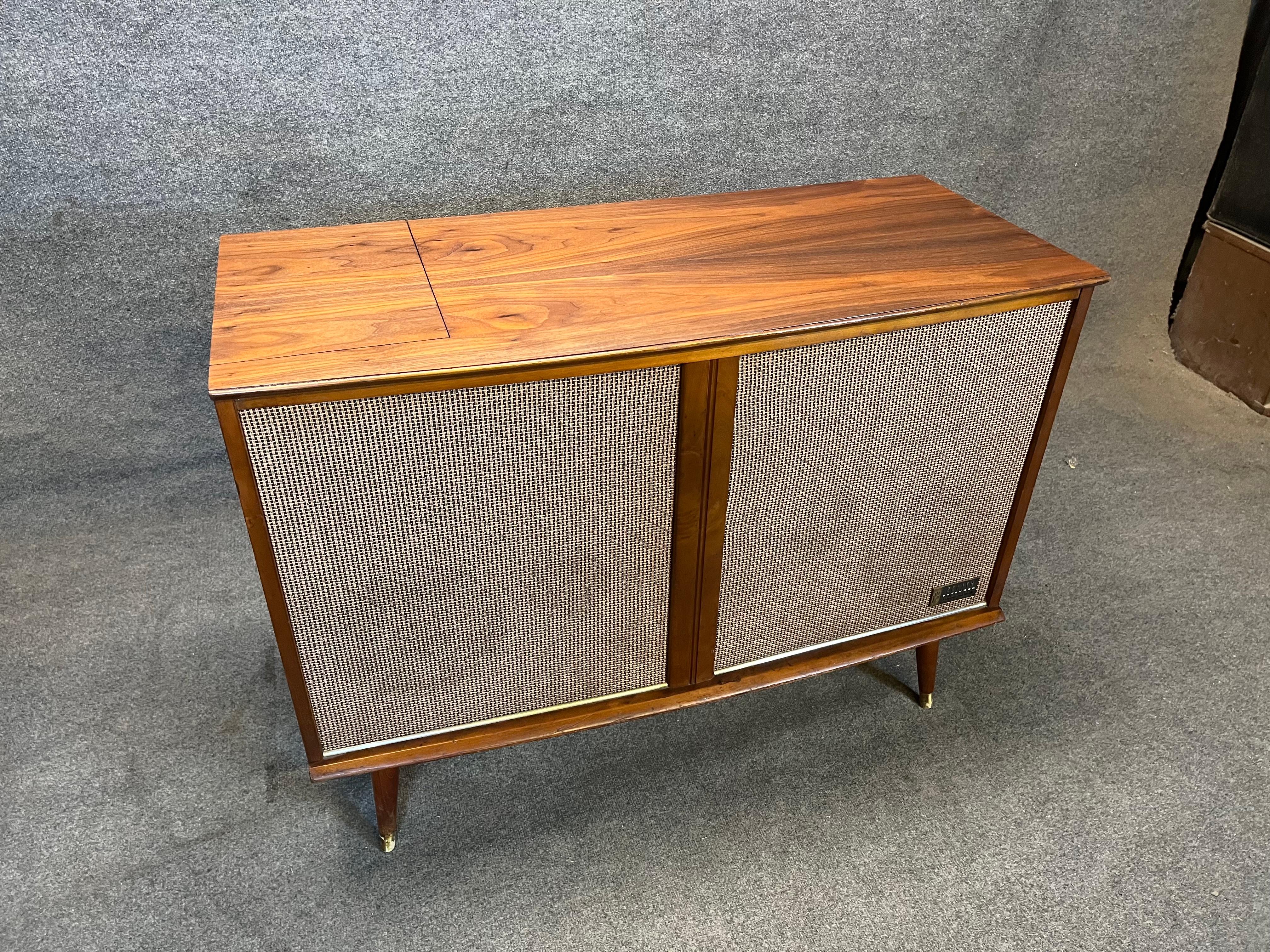 1962 zenith record player and stereo