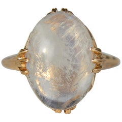 Vintage Midcentury 14 Karat Gold 9.32 Carat Rainbow Moonstone Cocktail Ring