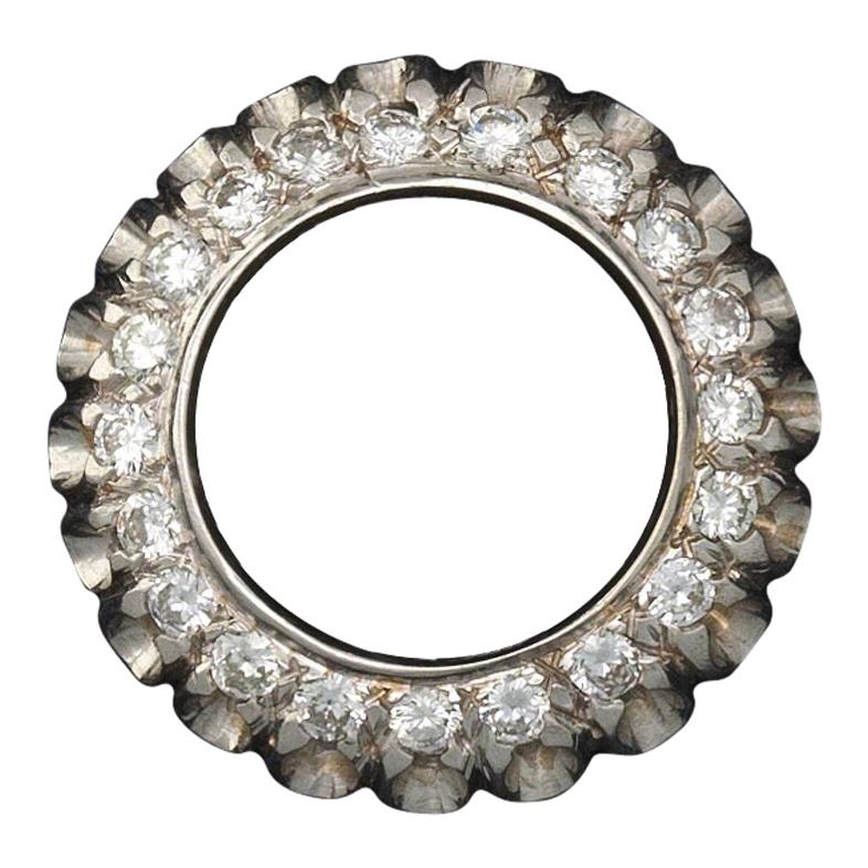 Vintage Midcentury 1950s 1.00 Carat G VS Diamond Circle Pin Brooch Pendant For Sale