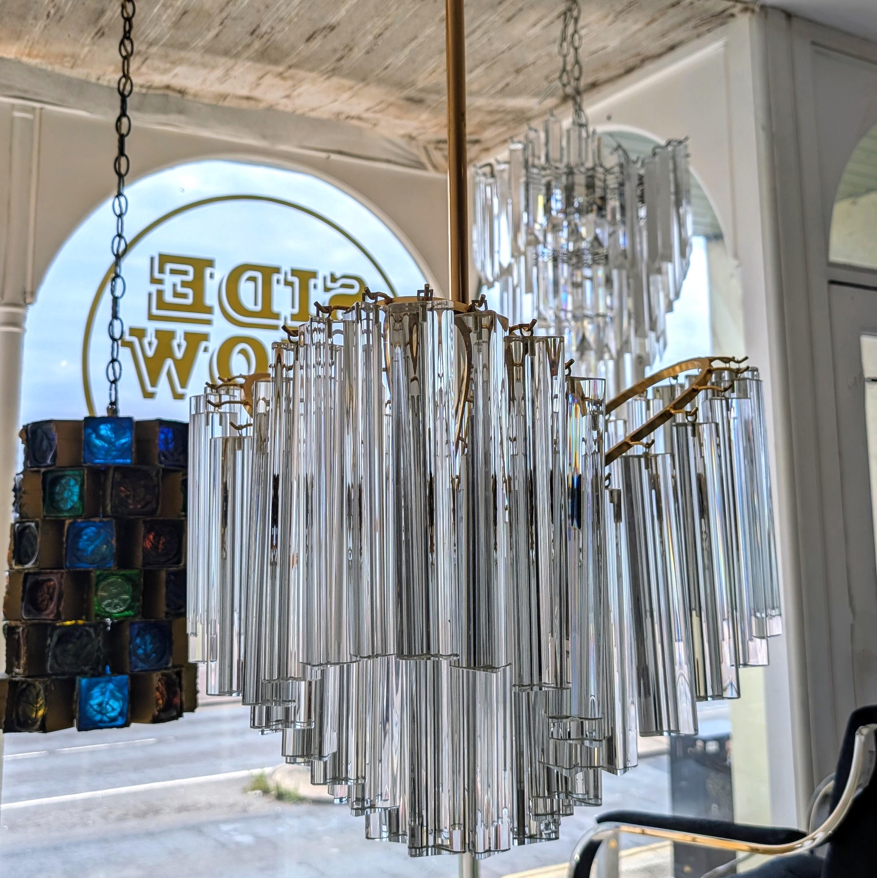 Vintage midcentury 1970s Venini style three-lobed glass rod chandelier For Sale 3
