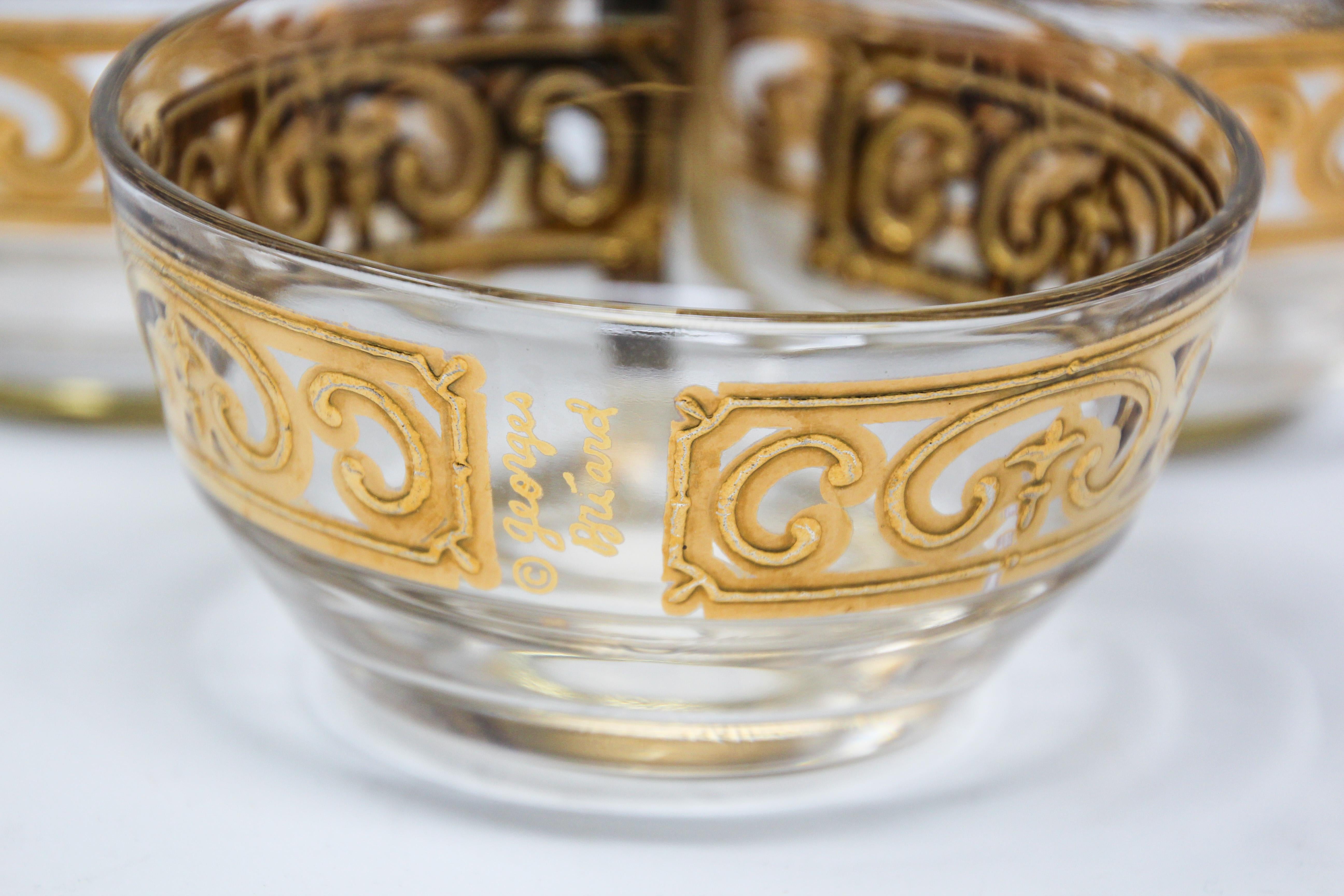 Exquisite Culver Valencia hostess appetizer or nut bowls.
Vintage midcentury hostess appetizer or nut bowls Culver Valencia 22-karat gold diamond
This set has a highly ornate 22-karat gold textured filigree design with raised green diamond