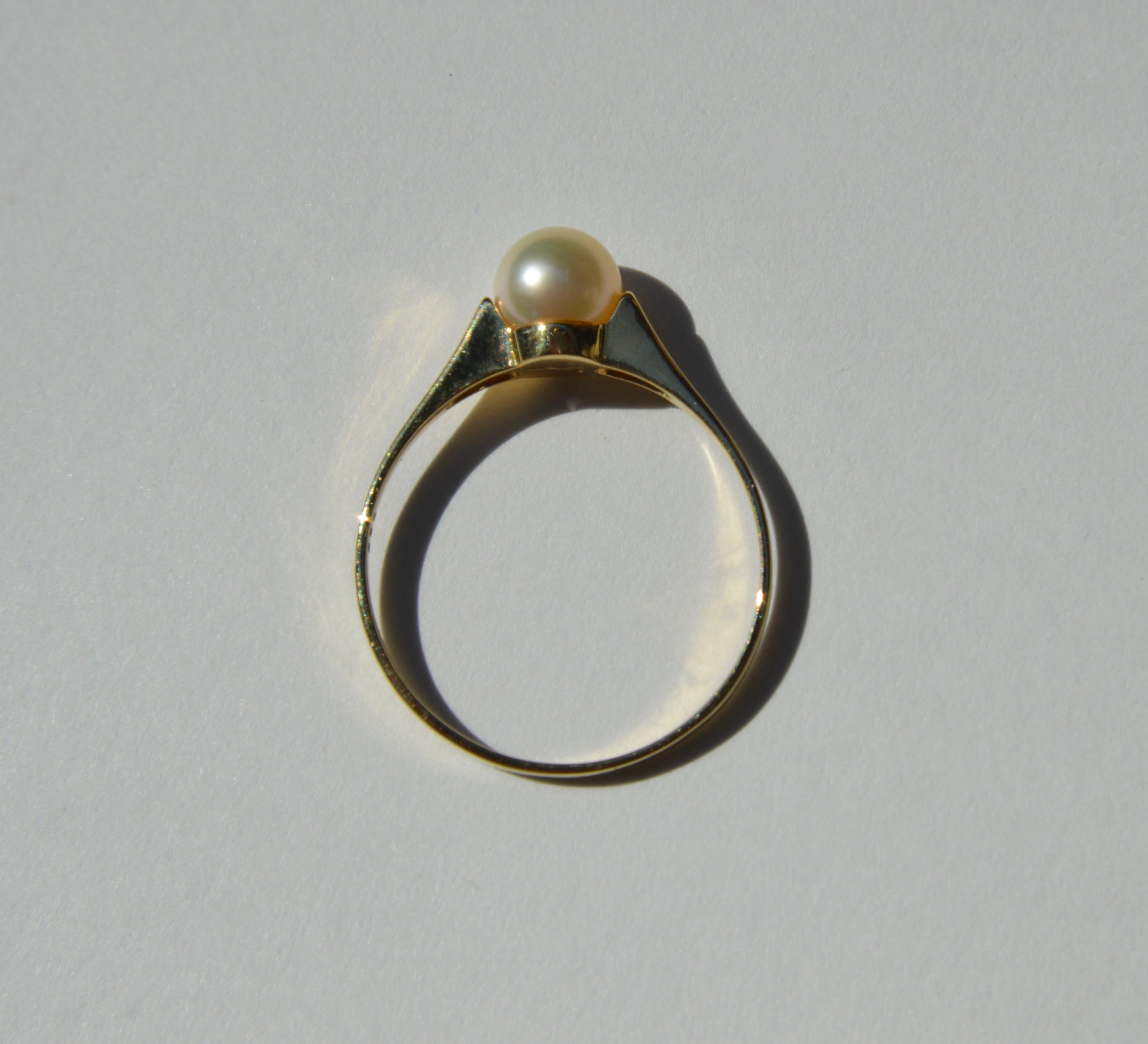 Uncut Vintage Midcentury Akoya Pearl 14 Karat Gold Ring
