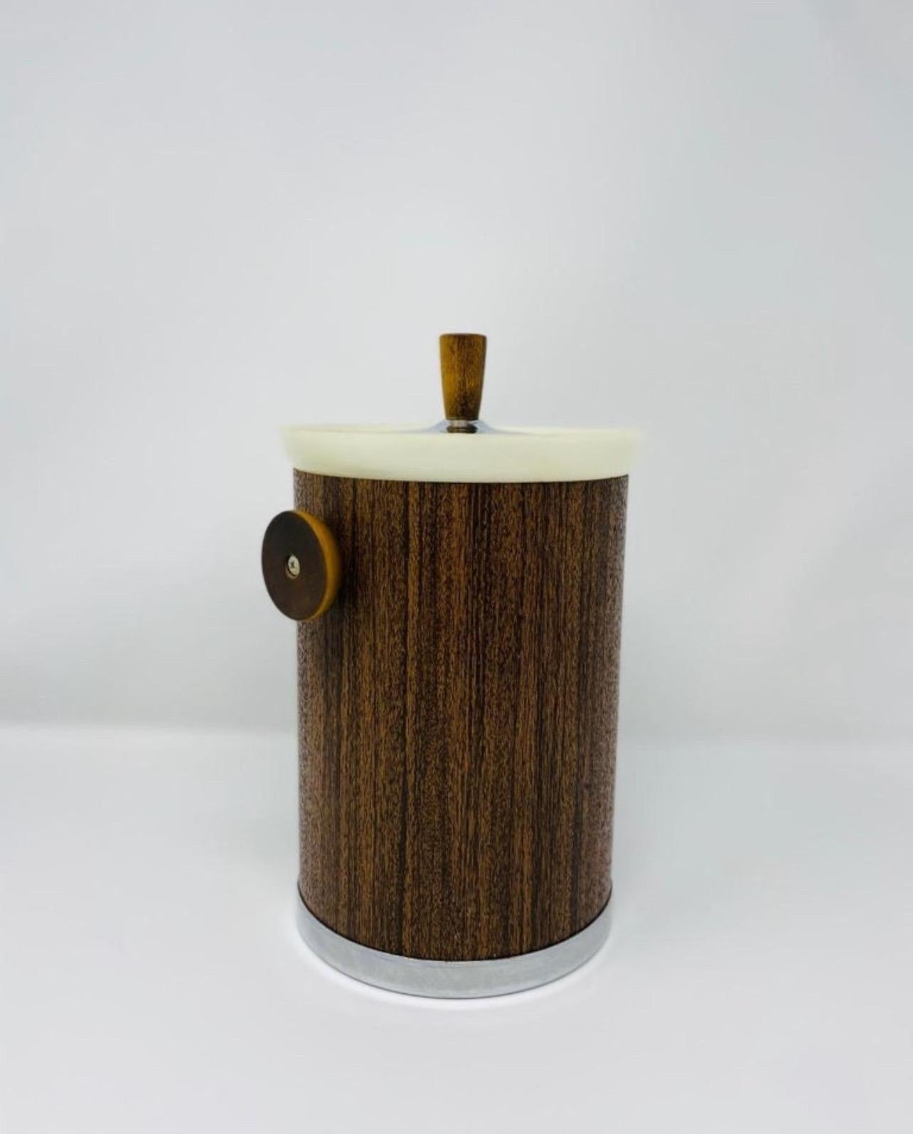 Molded Vintage Midcentury Atomic Ice Bucket by Kromex For Sale