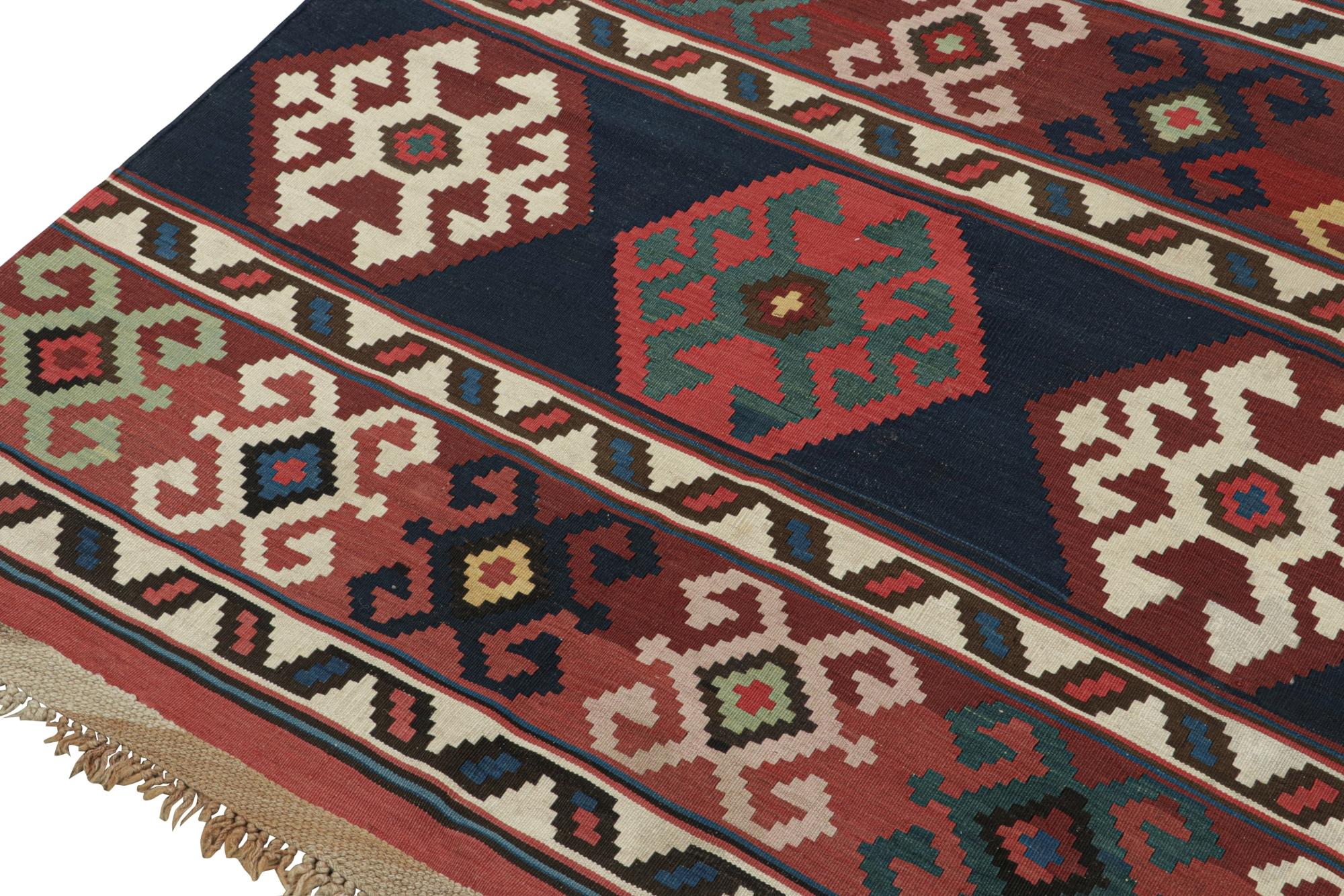 Vintage Azerbaijan Persian Kilim with Geometric Patterns In Good Condition For Sale In Long Island City, NY