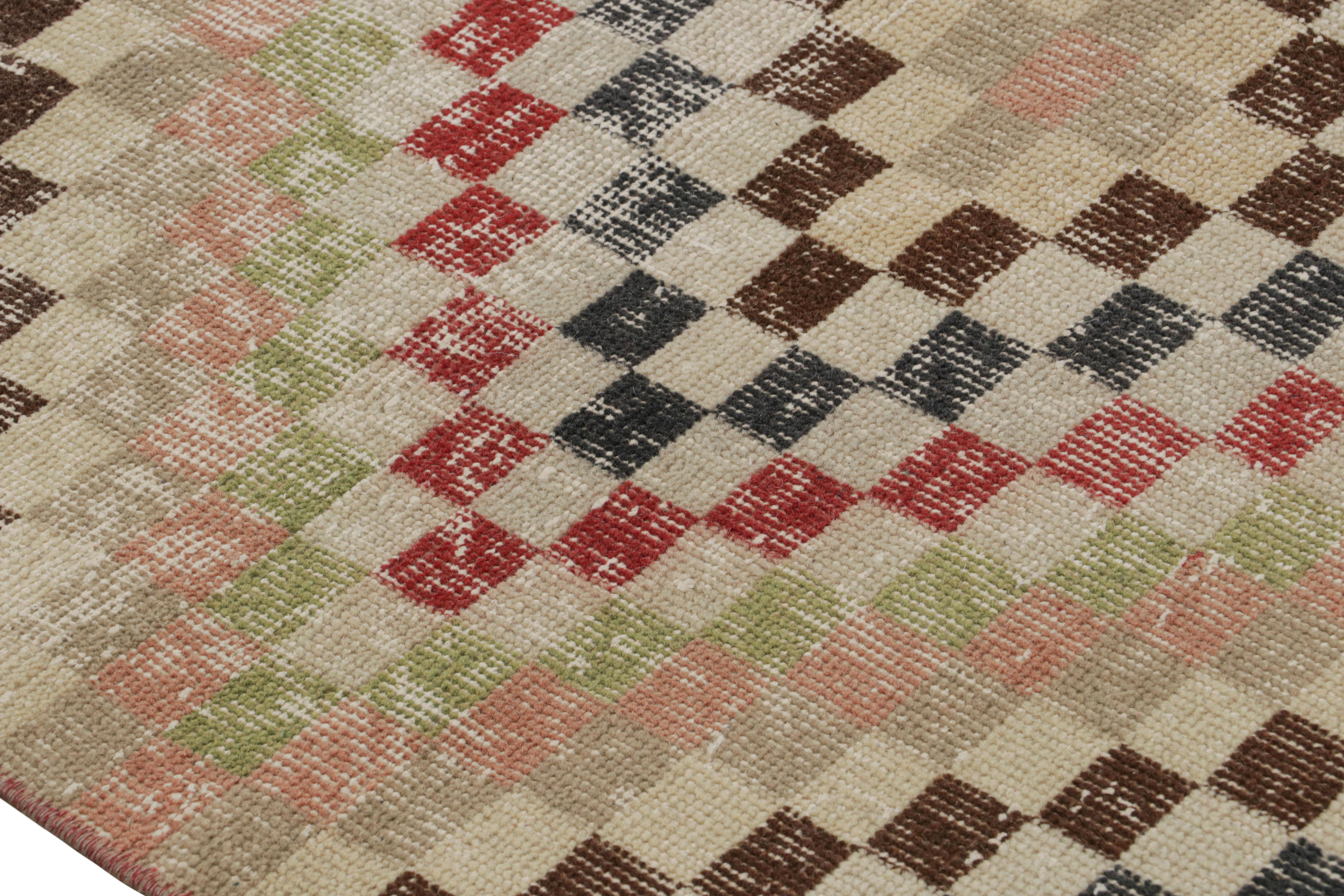 Mid-Century moderno Tappeto vintage di metà secolo in lana beige e pastello con motivo a diamante di Rug & Kilim in vendita