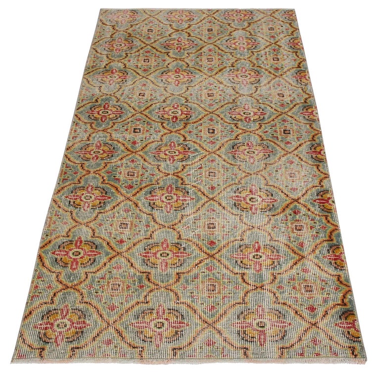 Hand knotted in Turkey originating between 1960-1970, this vintage midcentury runner joins Rug & Kilim’s midcentury Pasha collection celebrating Turkish icon Zeki Müren with Josh’s handpicked favorites from this period. This piece enjoys one of the