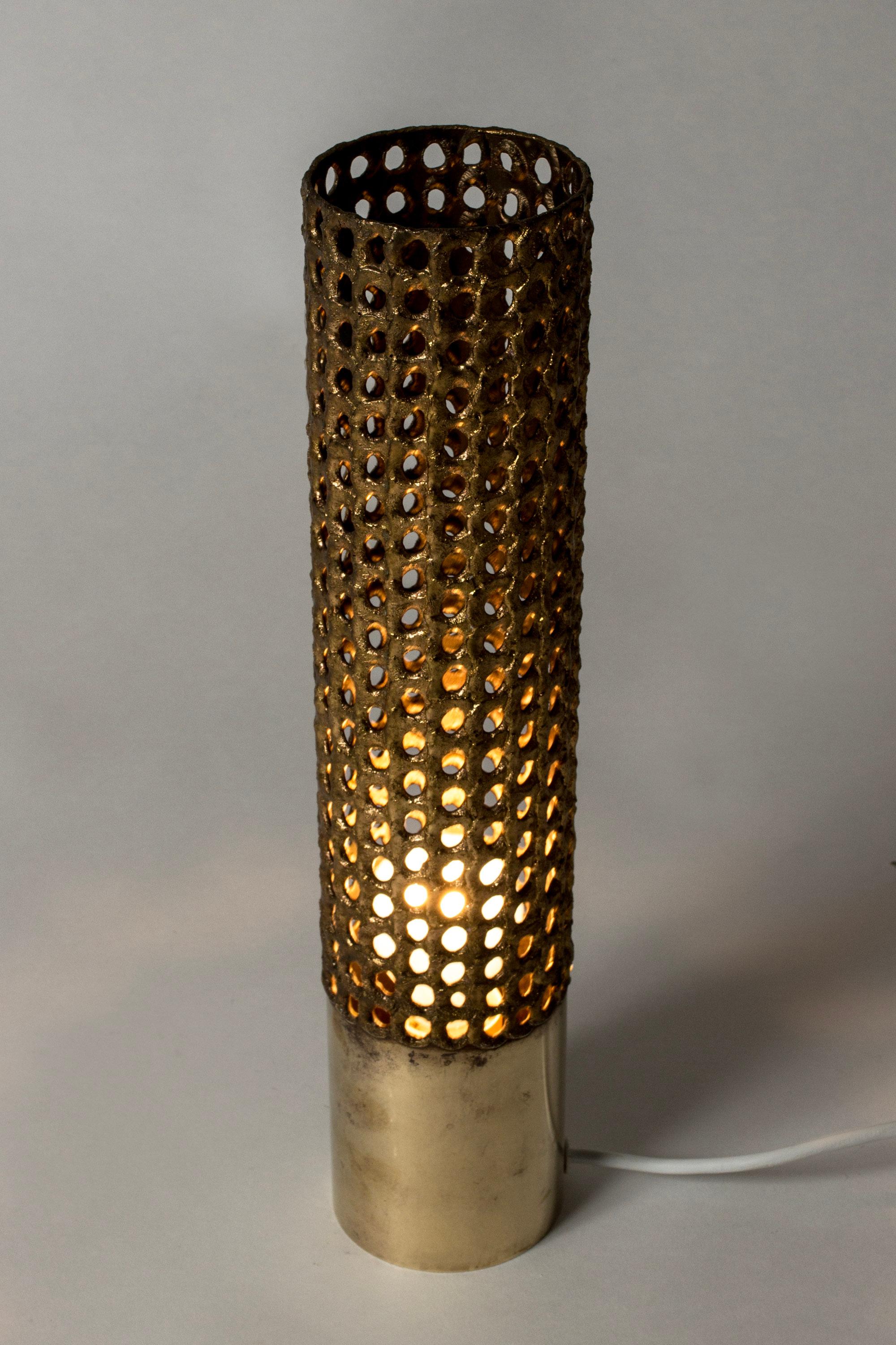 Amazing brass table lamp in a brutalist design by Pierre Forssell. With this design Pierre Forssell presented a whole new way of using brass in lighting and decorative objects. Executed by the craftsman Frans Goldberg in Pierre Forssell’s studio at