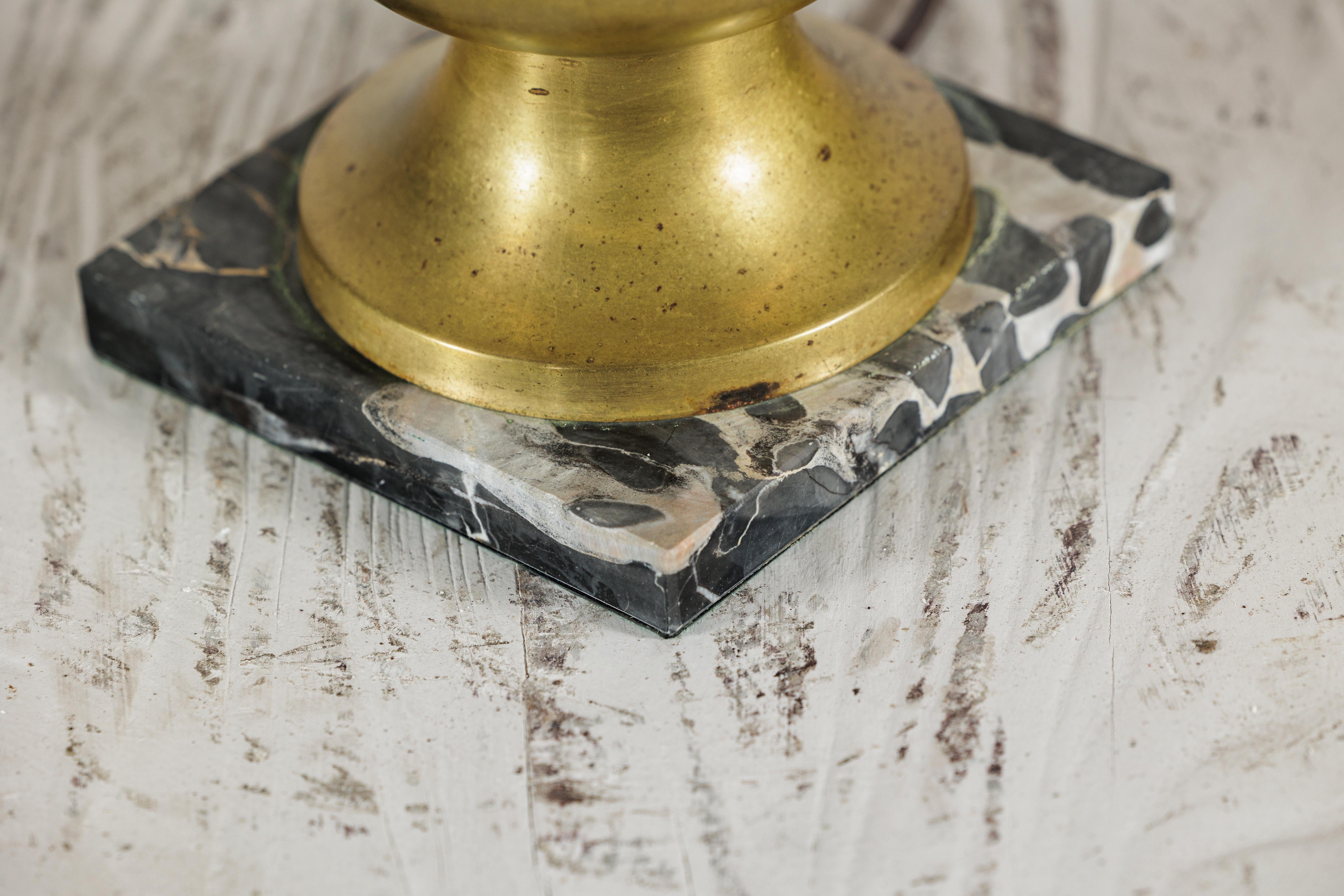 Vintage Midcentury Brass Table Lamp with Baluster Form on Marble Base For Sale 9