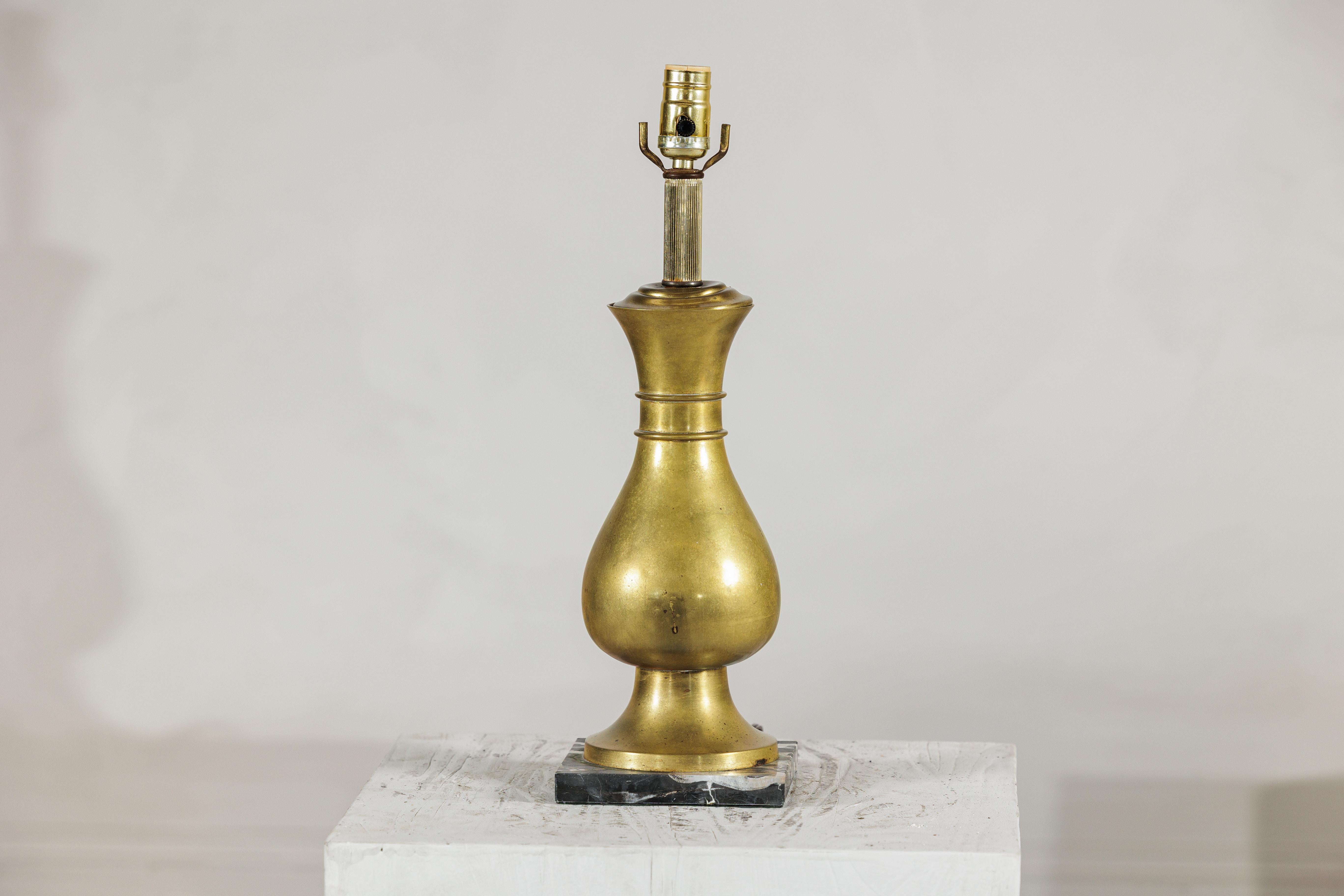 Vintage Midcentury Brass Table Lamp with Baluster Form on Marble Base For Sale 12