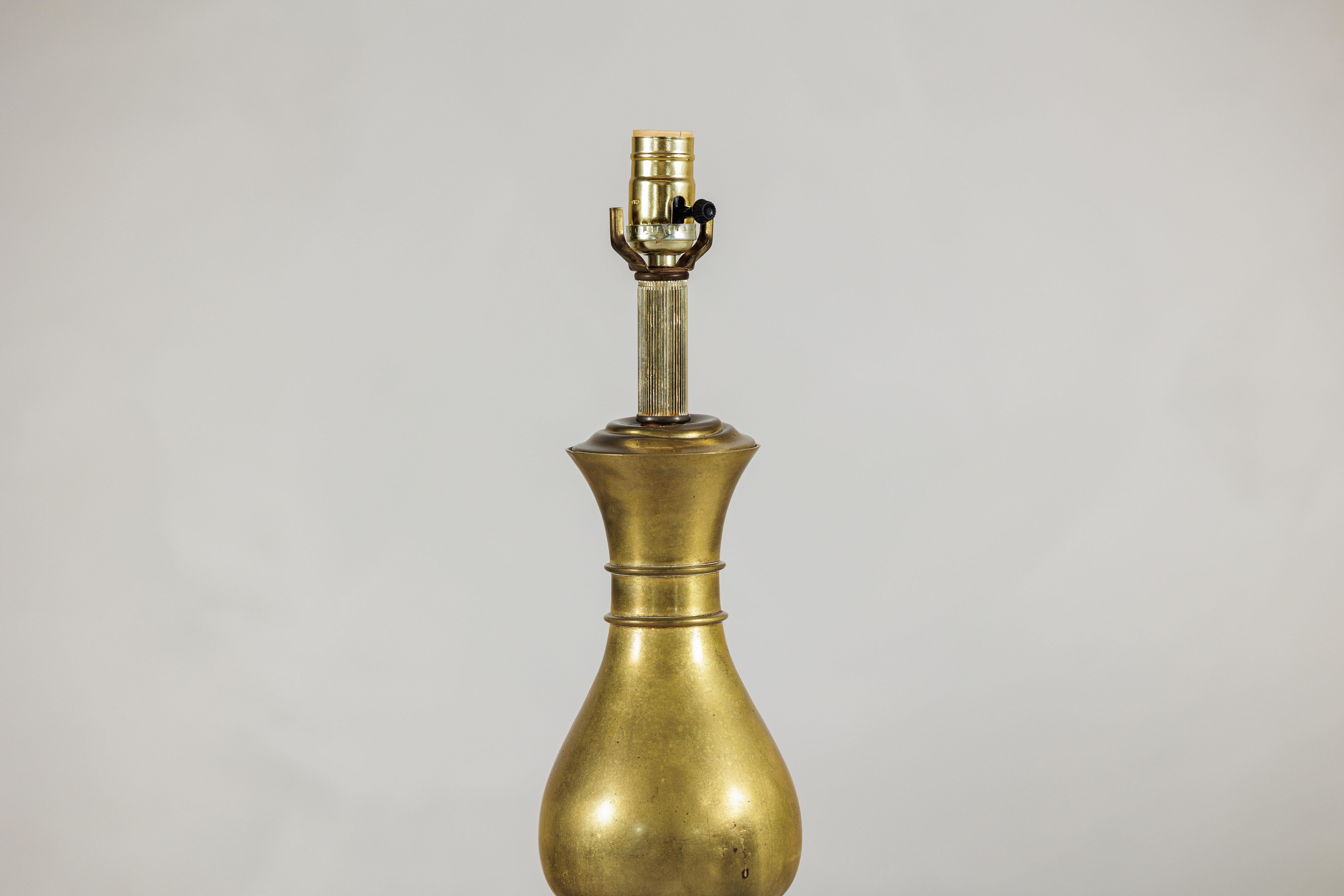 20th Century Vintage Midcentury Brass Table Lamp with Baluster Form on Marble Base For Sale