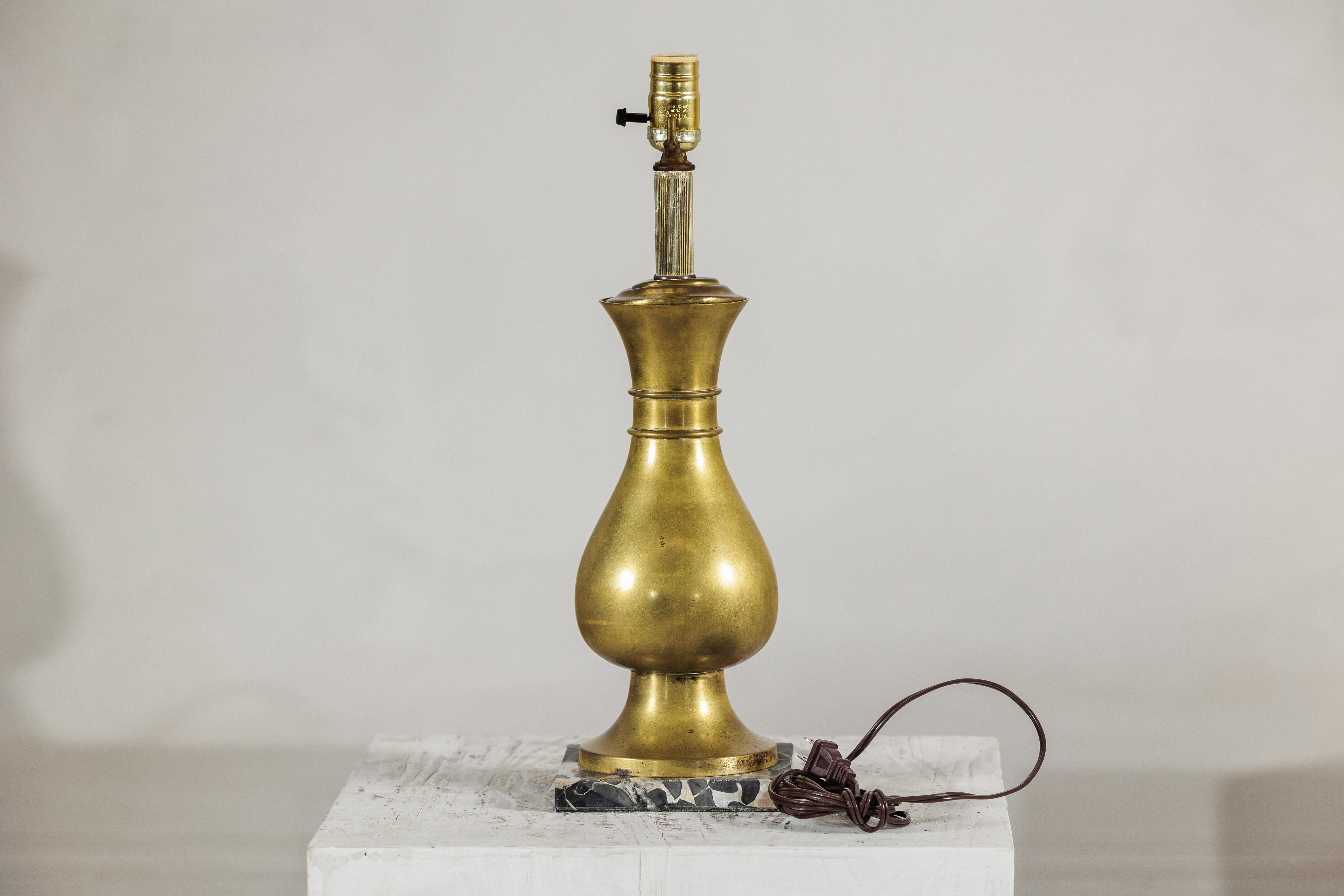 Vintage Midcentury Brass Table Lamp with Baluster Form on Marble Base For Sale 4