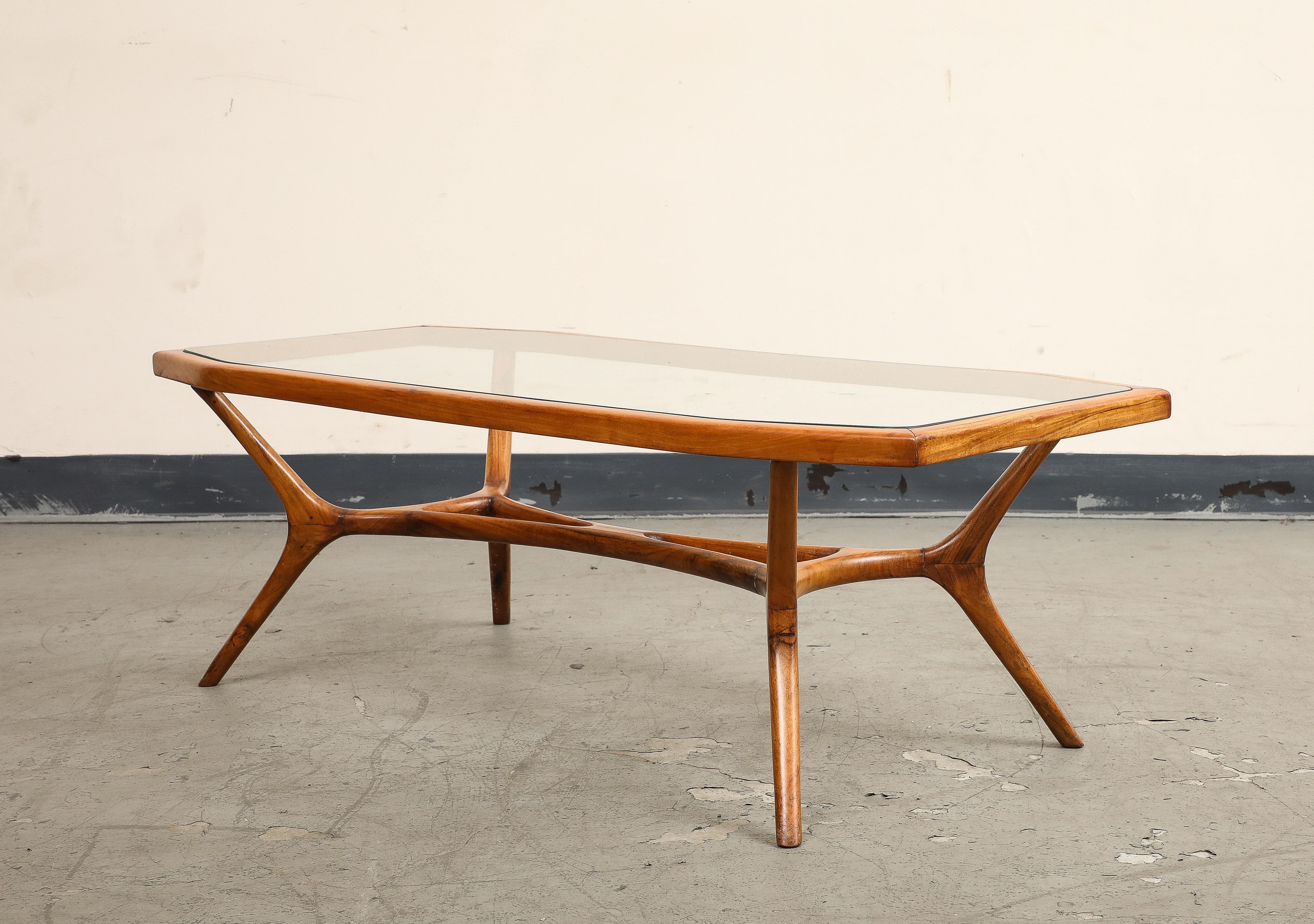Brasilianischer Couchtisch aus der Mitte des Jahrhunderts aus Holz und Glas im Angebot 11