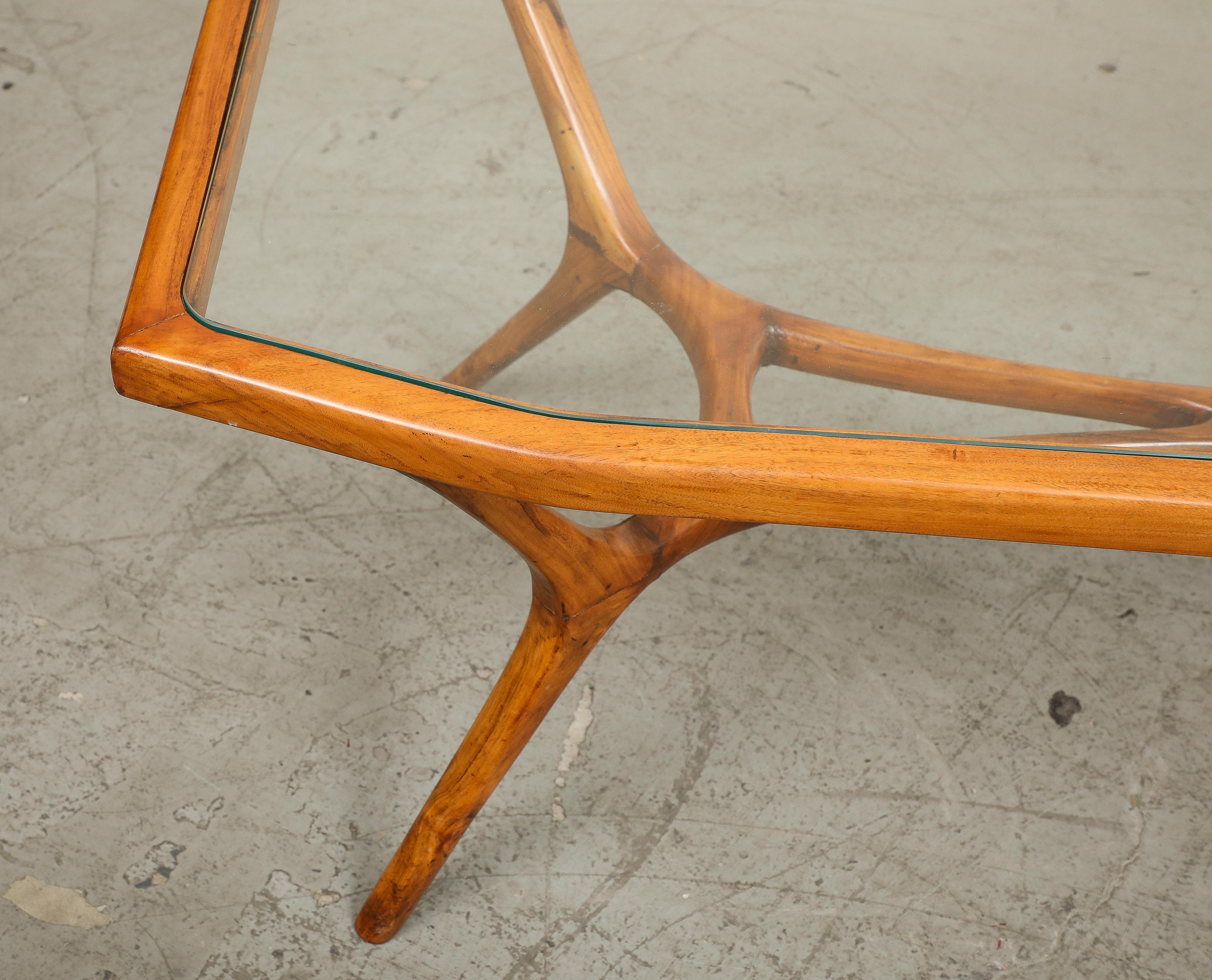 Brasilianischer Couchtisch aus der Mitte des Jahrhunderts aus Holz und Glas im Angebot 15