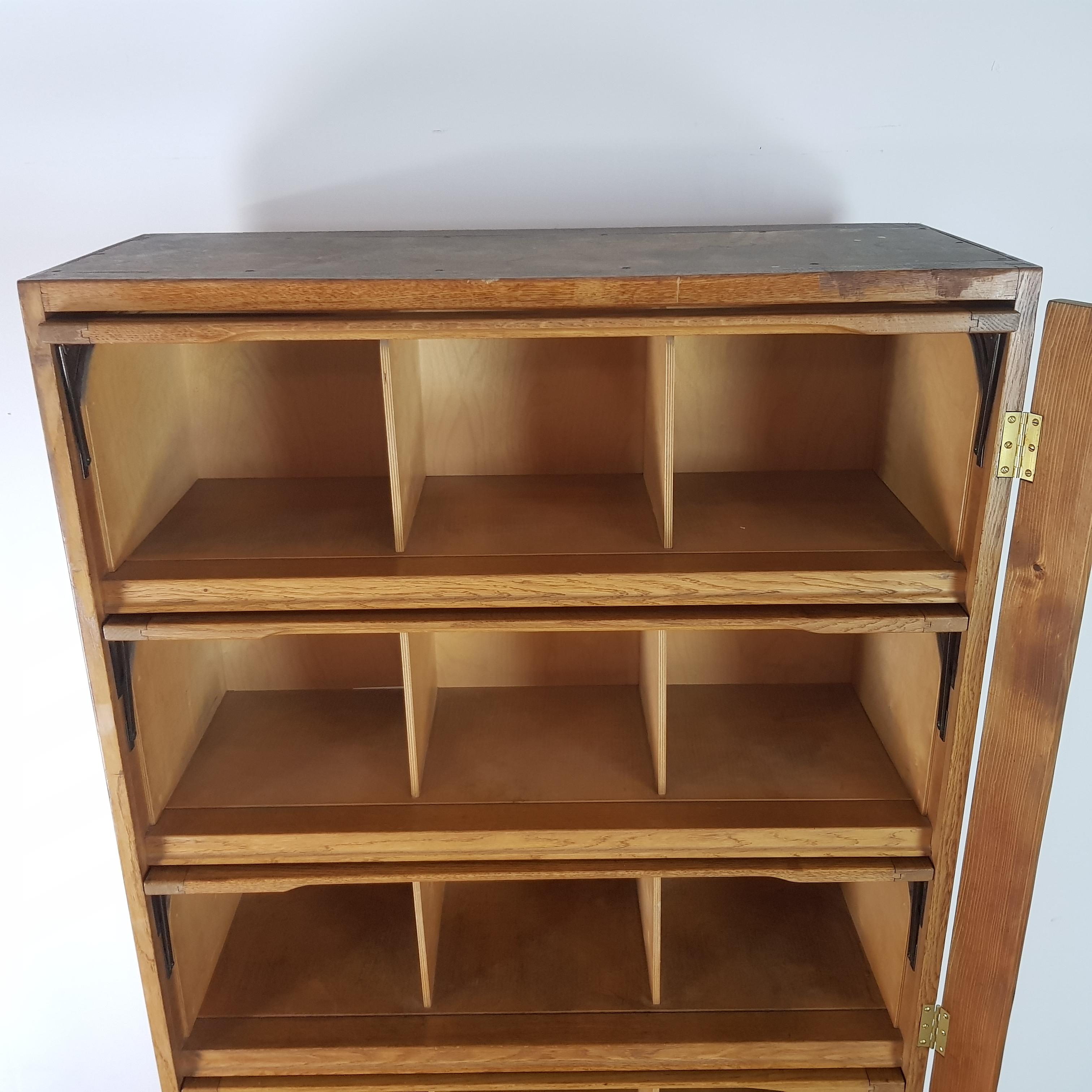 Vintage Midcentury British Staverton Glass Fronted Bookcase Cabinet In Good Condition In Lewes, East Sussex