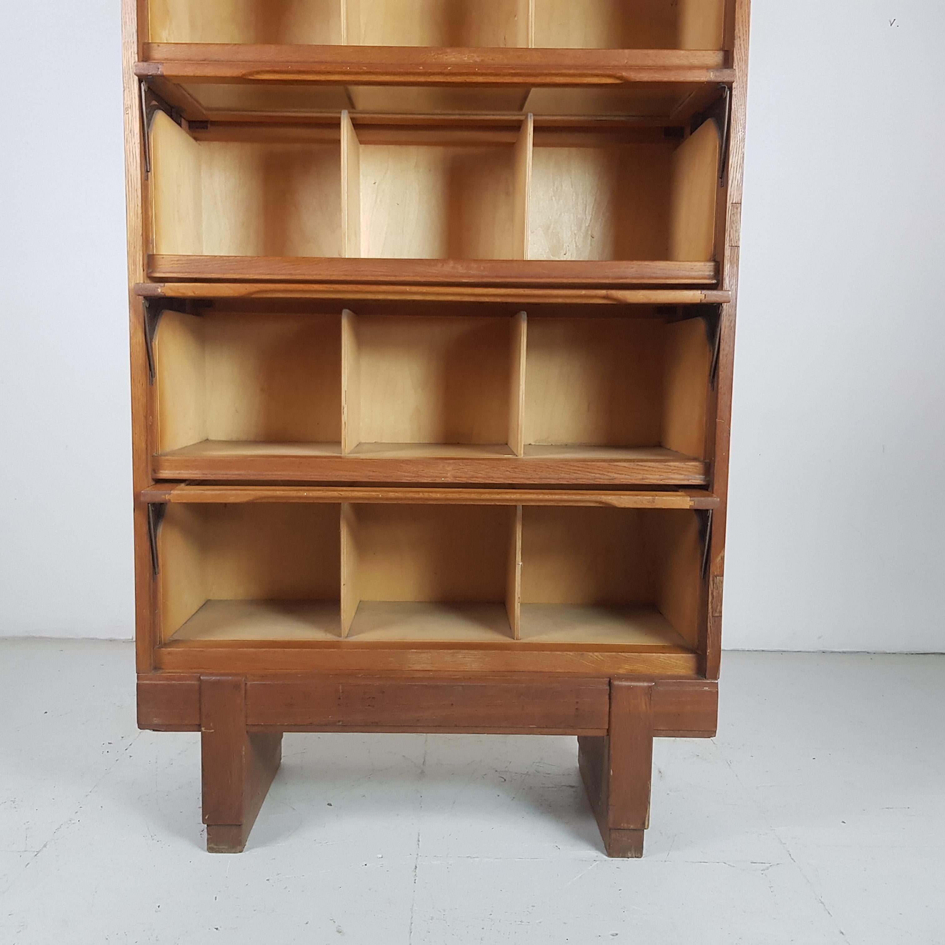 Oak Vintage Midcentury British Staverton Glass Fronted Bookcase Cabinet For Sale