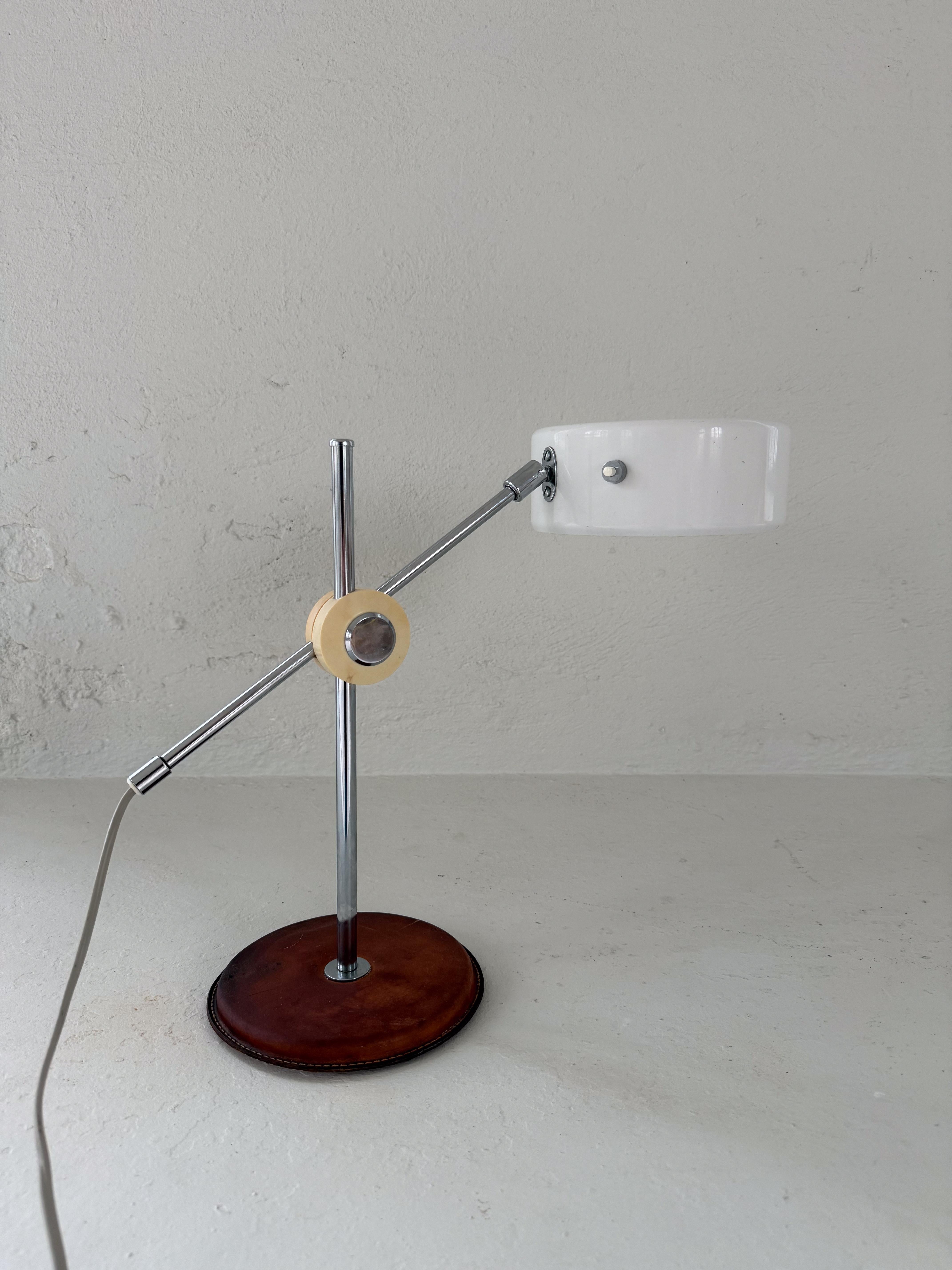 Vintage Midcentury brown Leather Chrome Atelje Lyktan Desk Lamp, Sweden For Sale 6