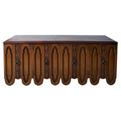 Buffet vintage midcentury Brutalist / Baroque américain en noyer et laiton