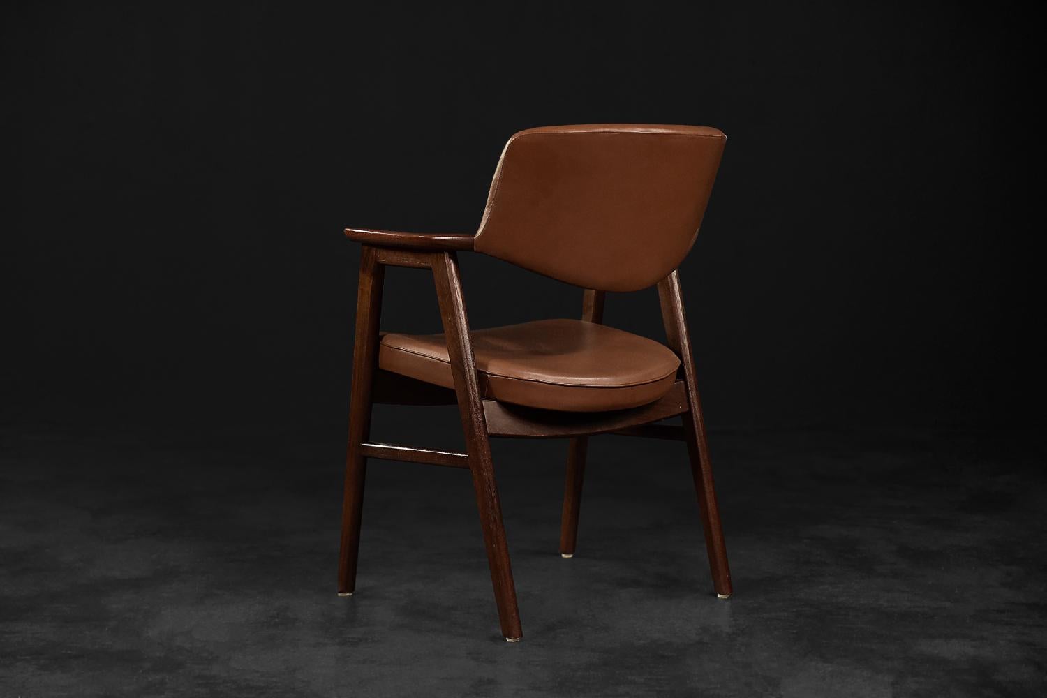 Mid-20th Century Vintage Midcentury Danish Modern Rosewood Executive Chair No.43 by E. Kirkegaard