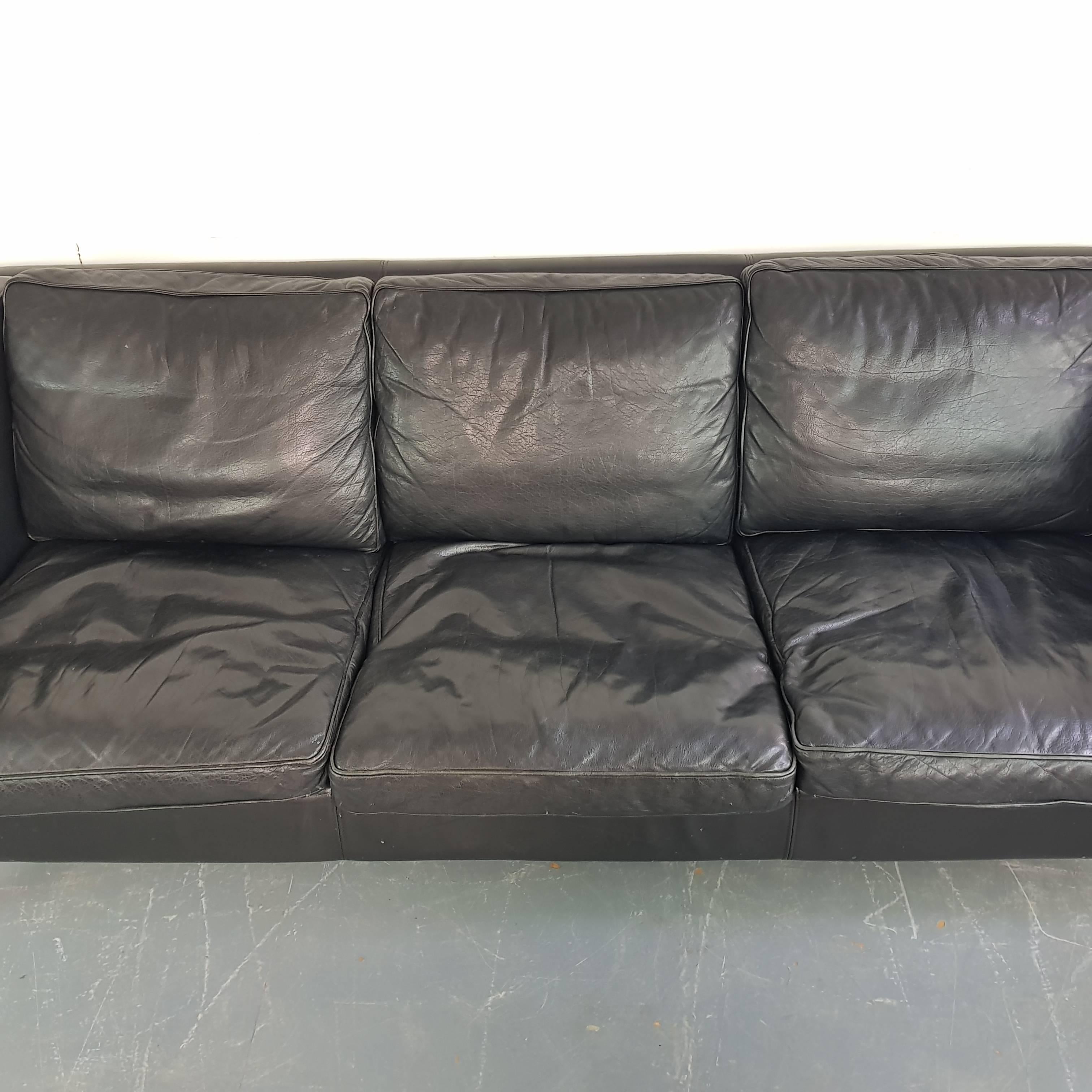 Vintage Midcentury Danish Mogensen Style Three-Seat Sofa Made by Stouby in Black In Good Condition For Sale In Lewes, East Sussex