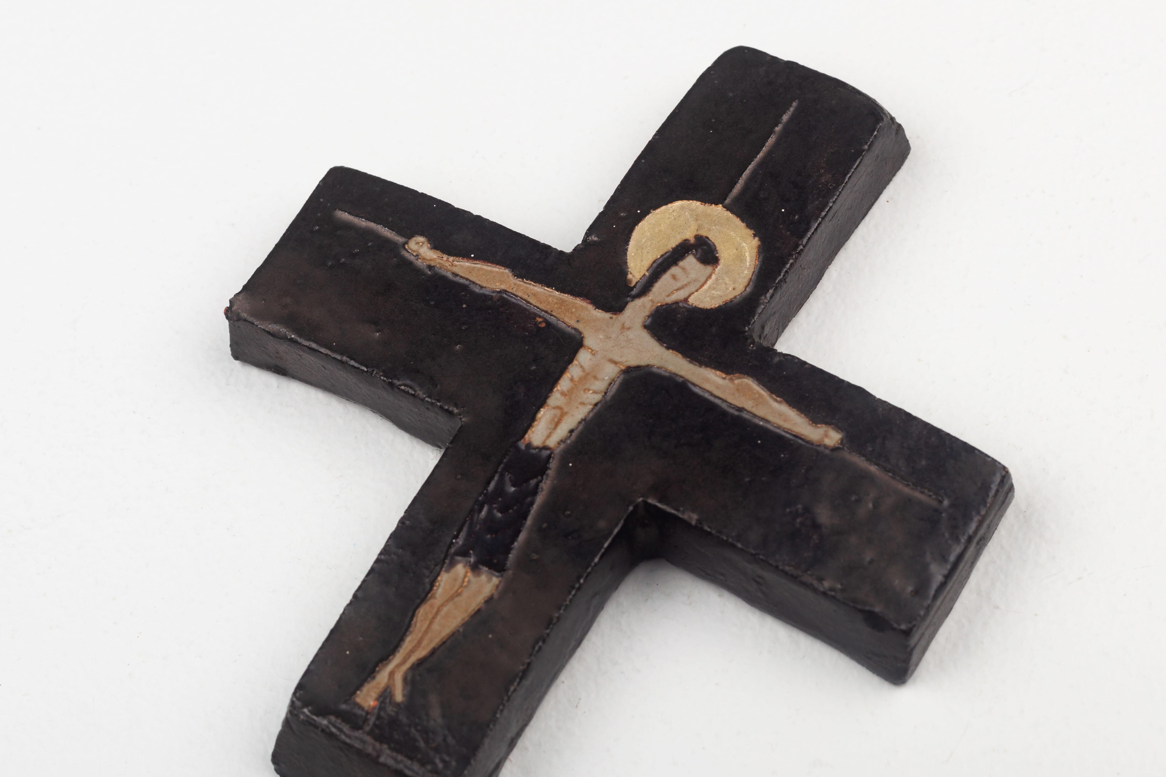 Vintage Midcentury European Black, Brown, Gold Ceramic Crucifix For Sale 7
