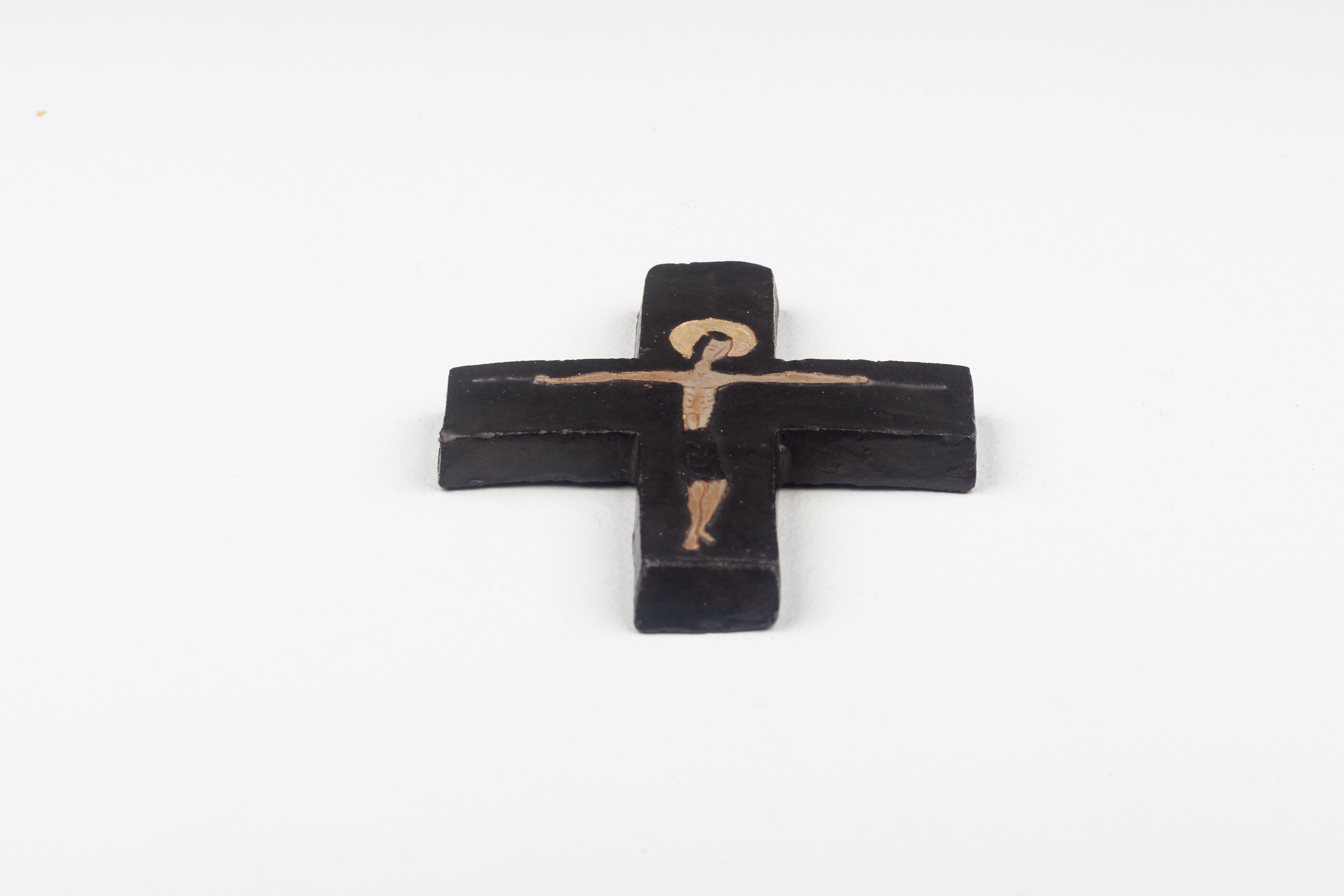 Vintage Midcentury European Black, Brown, Gold Ceramic Crucifix For Sale 8
