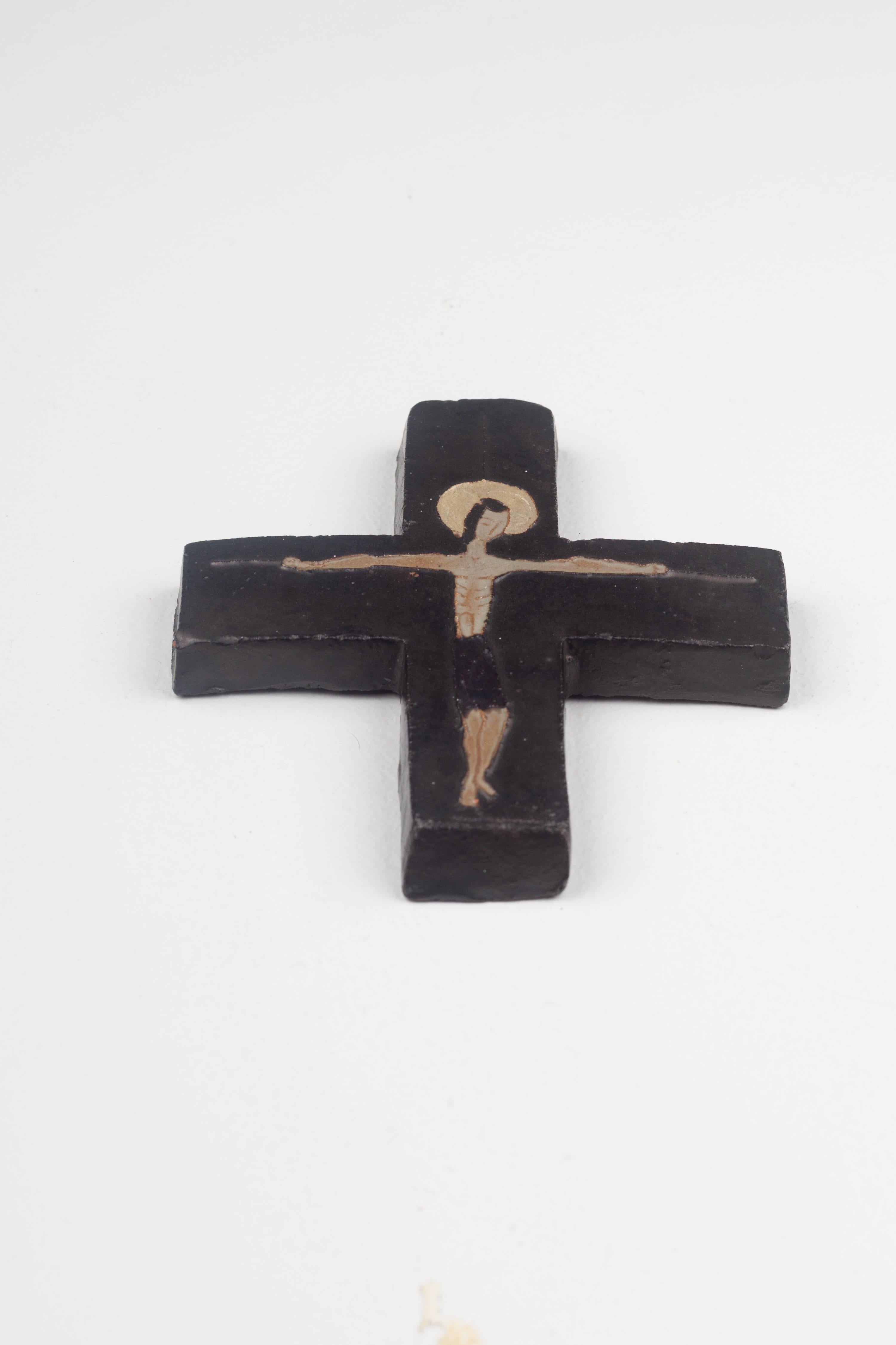 Vintage Midcentury European Black, Brown, Gold Ceramic Crucifix For Sale 9