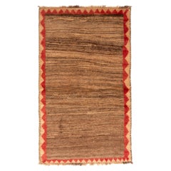 Gabbeh Beige-Brauner und roter persischer Wollteppich von Teppich 
Kelim aus der Mitte des Jahrhunderts