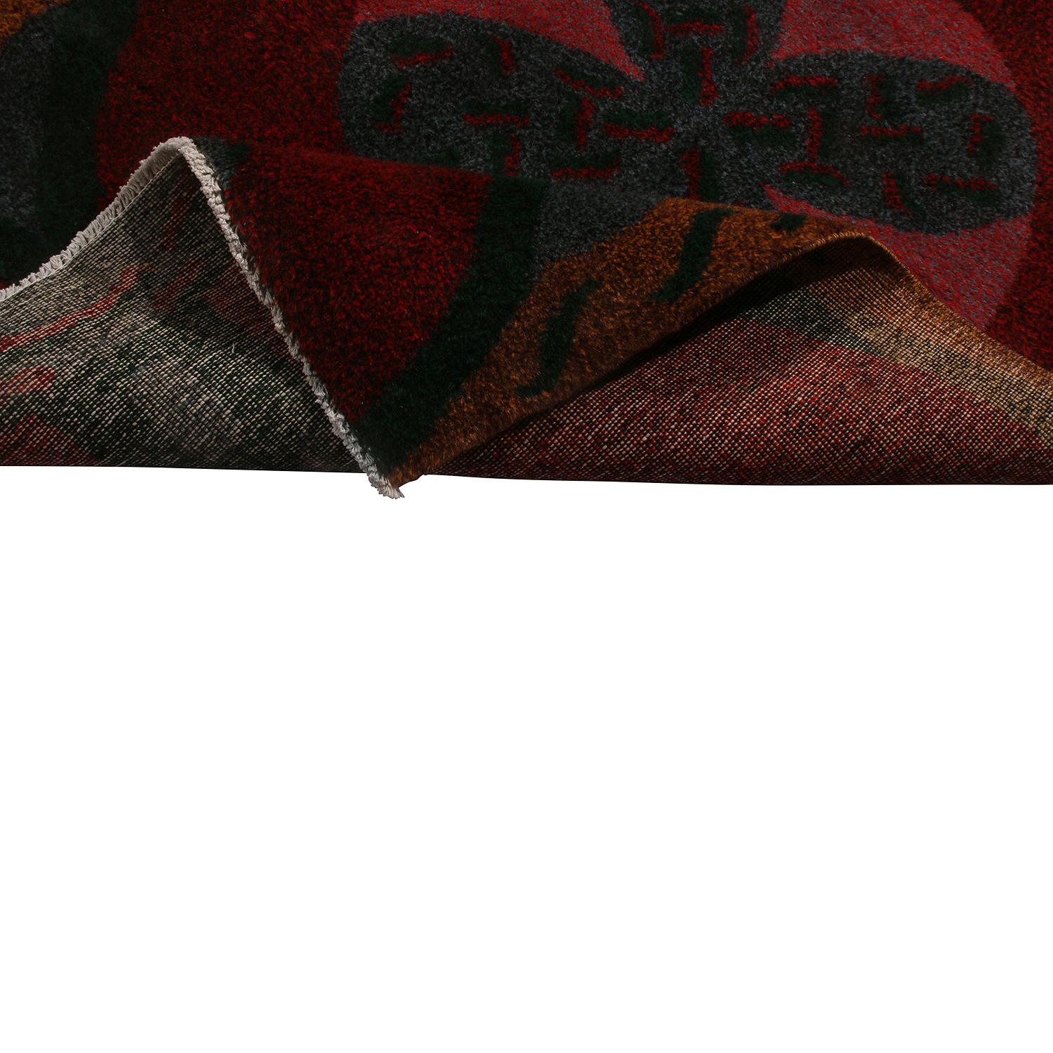 Geometrischer burgunderroter und grauer Wollteppich von Teppich & Kelim aus der Jahrhundertmitte (Mitte des 20. Jahrhunderts) im Angebot